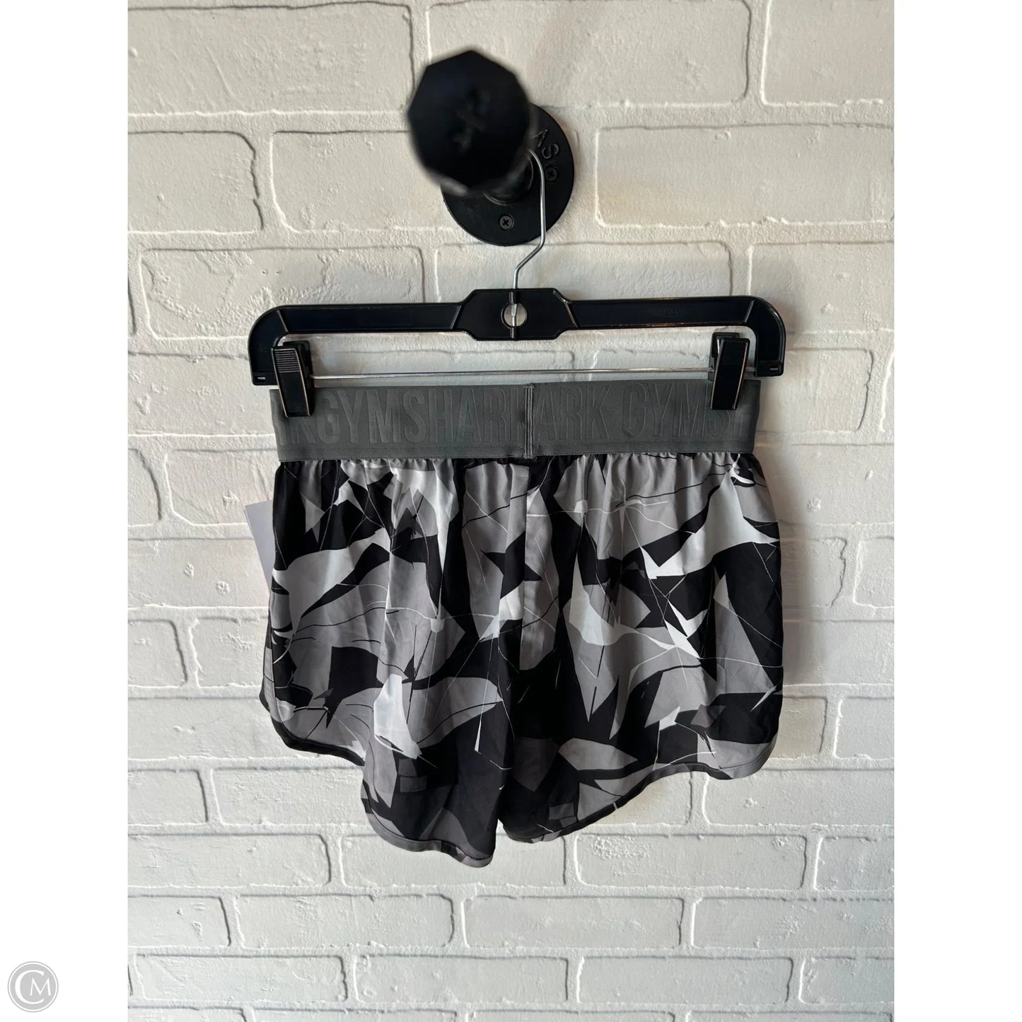 Athletic Shorts By Gym Shark In Black & Grey, Size: 0