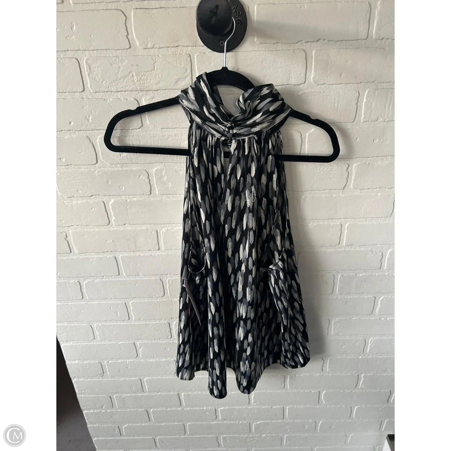 Top Sleeveless By Banana Republic In Black & Grey, Size: Xl