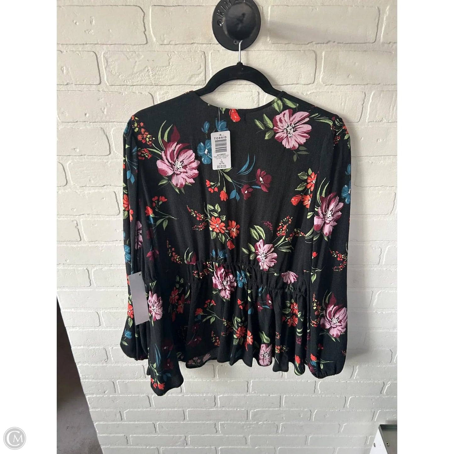 Top Long Sleeve By Torrid In Black, Size: 1x