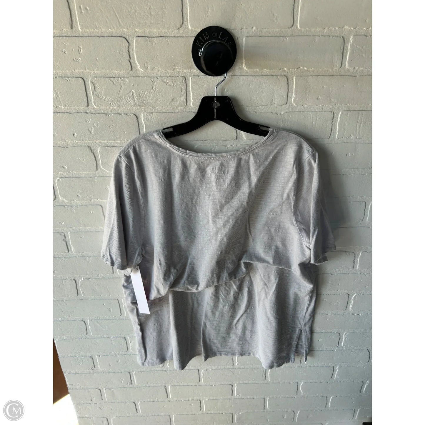 Top Short Sleeve Basic By Chicos In Grey, Size: Xl