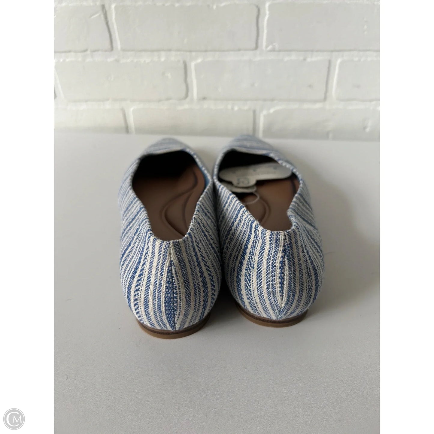 Shoes Flats By Bare Traps In Blue & White, Size: 11