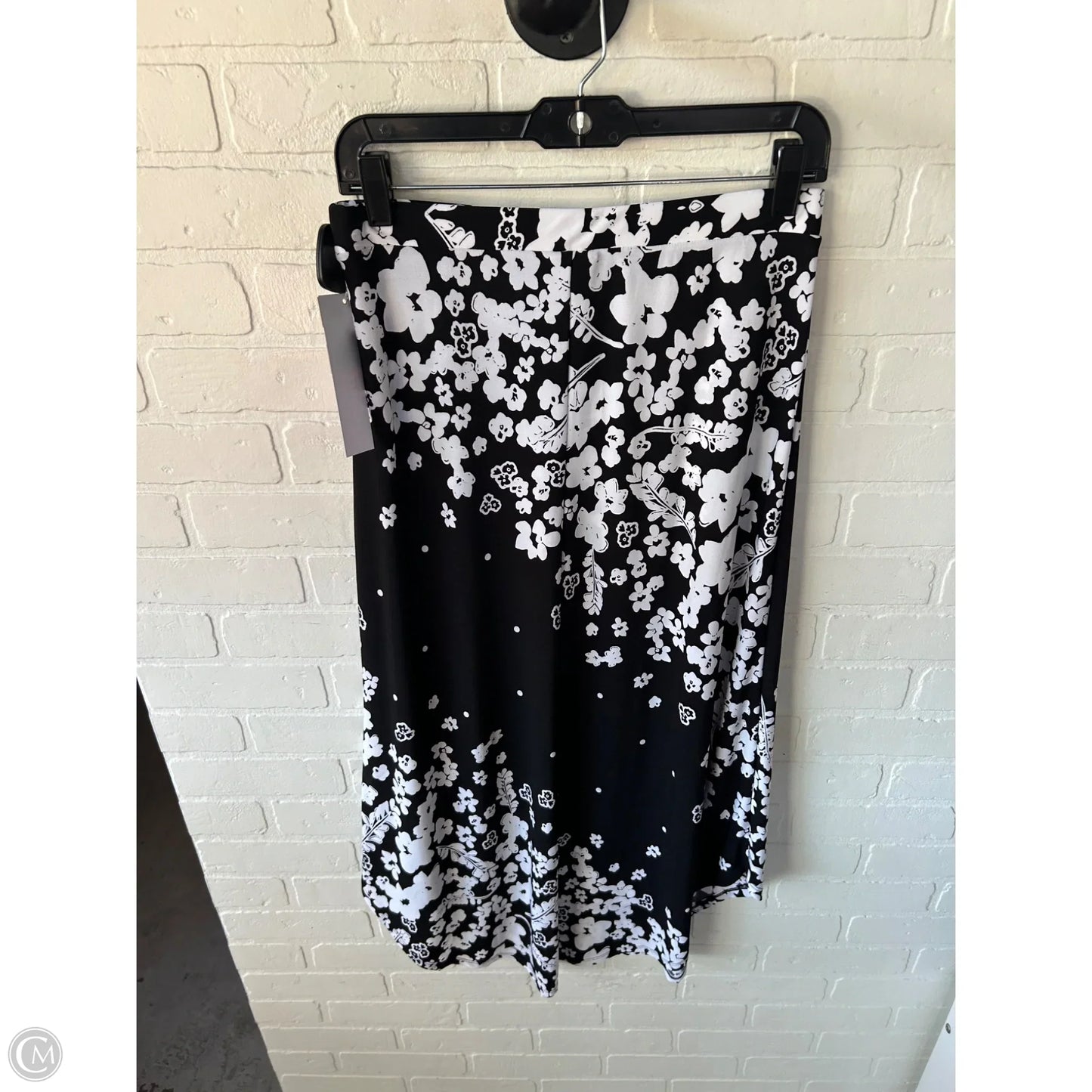 Skirt Maxi By Chicos In Black & White, Size: 4