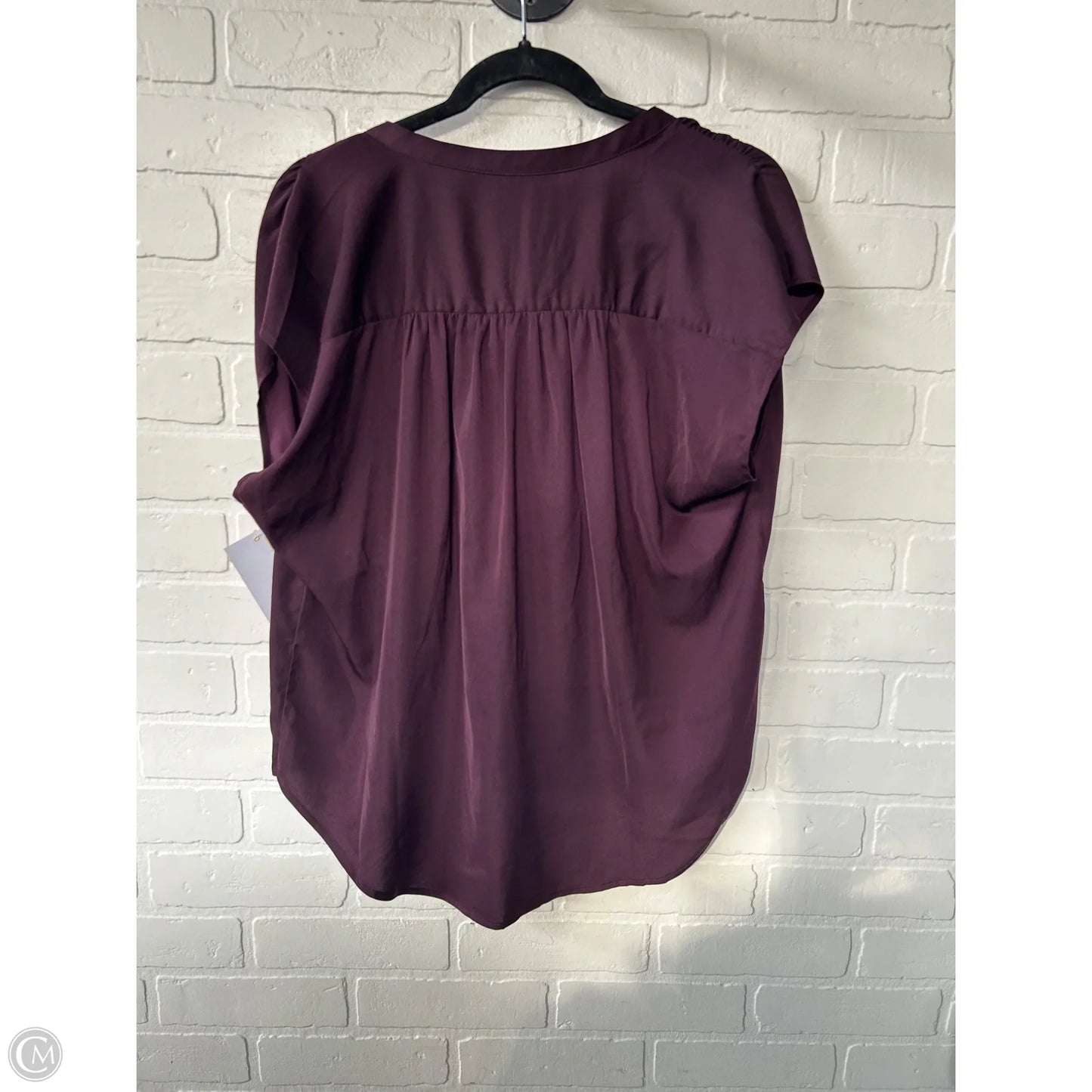 Top Sleeveless By Banana Republic In Purple, Size: M