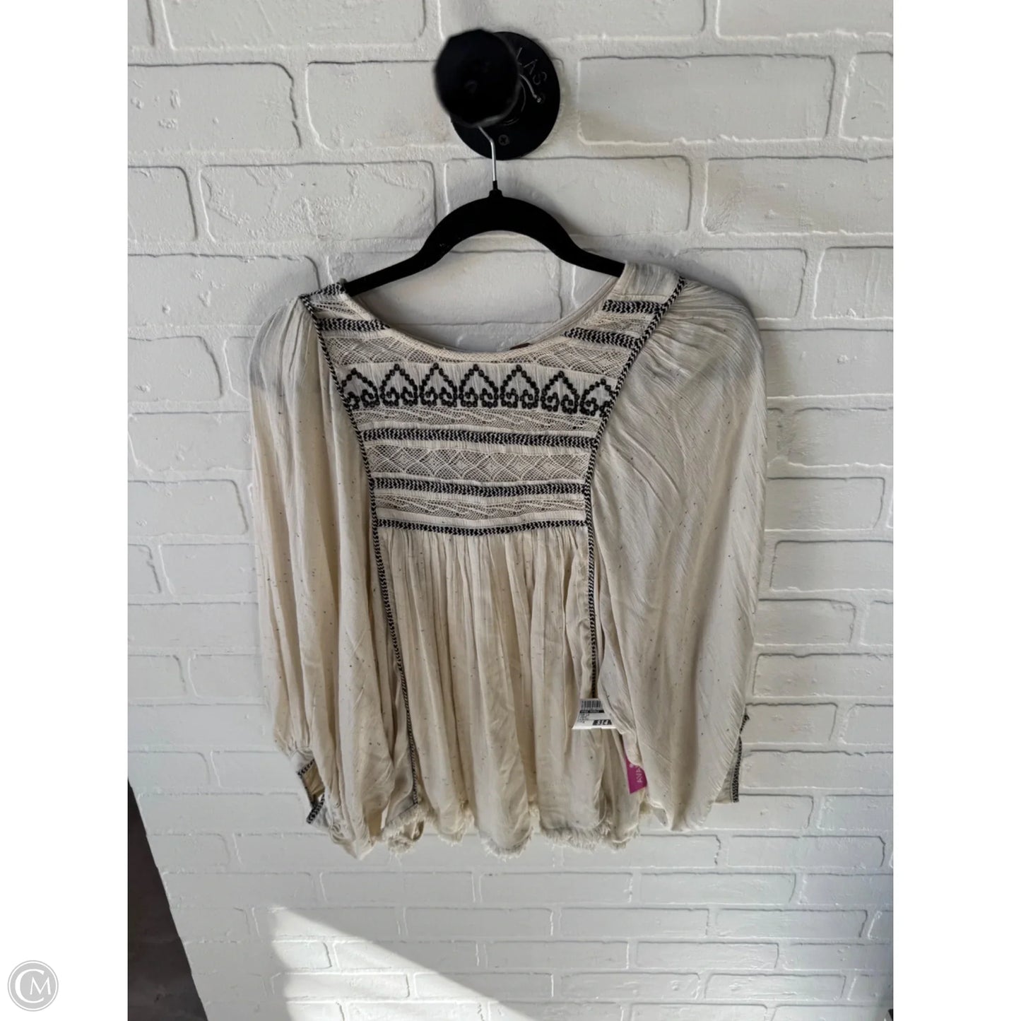 Top Long Sleeve By Free People In Cream, Size: M