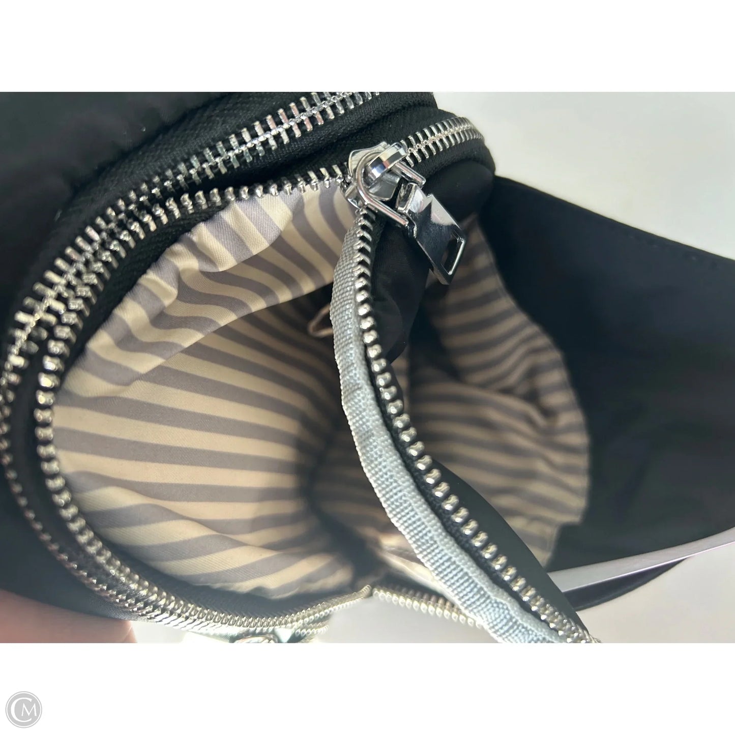 Crossbody By Clothes Mentor, Size: Small