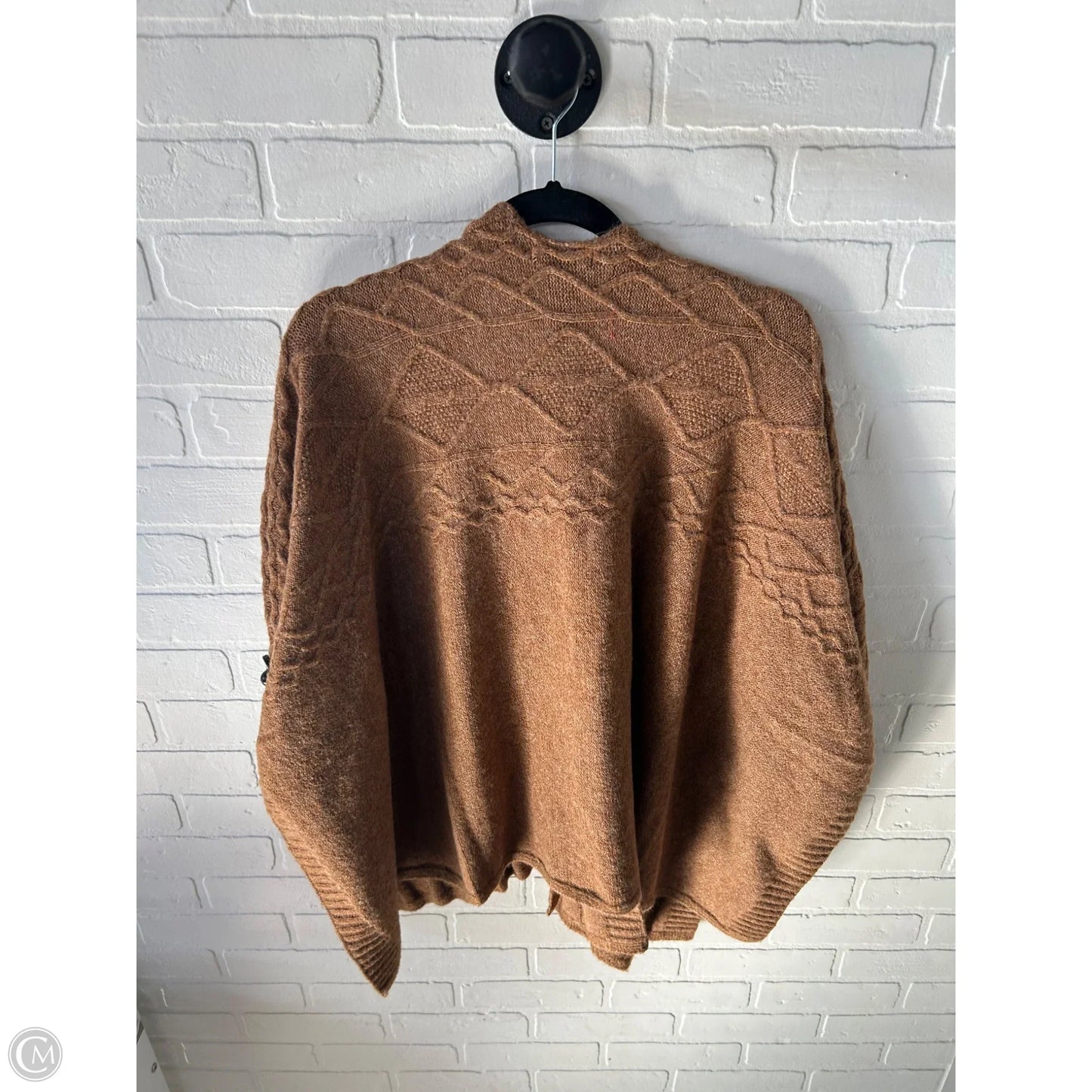 Poncho By Cupcakes And Cashmere In Brown, Size: Osfm