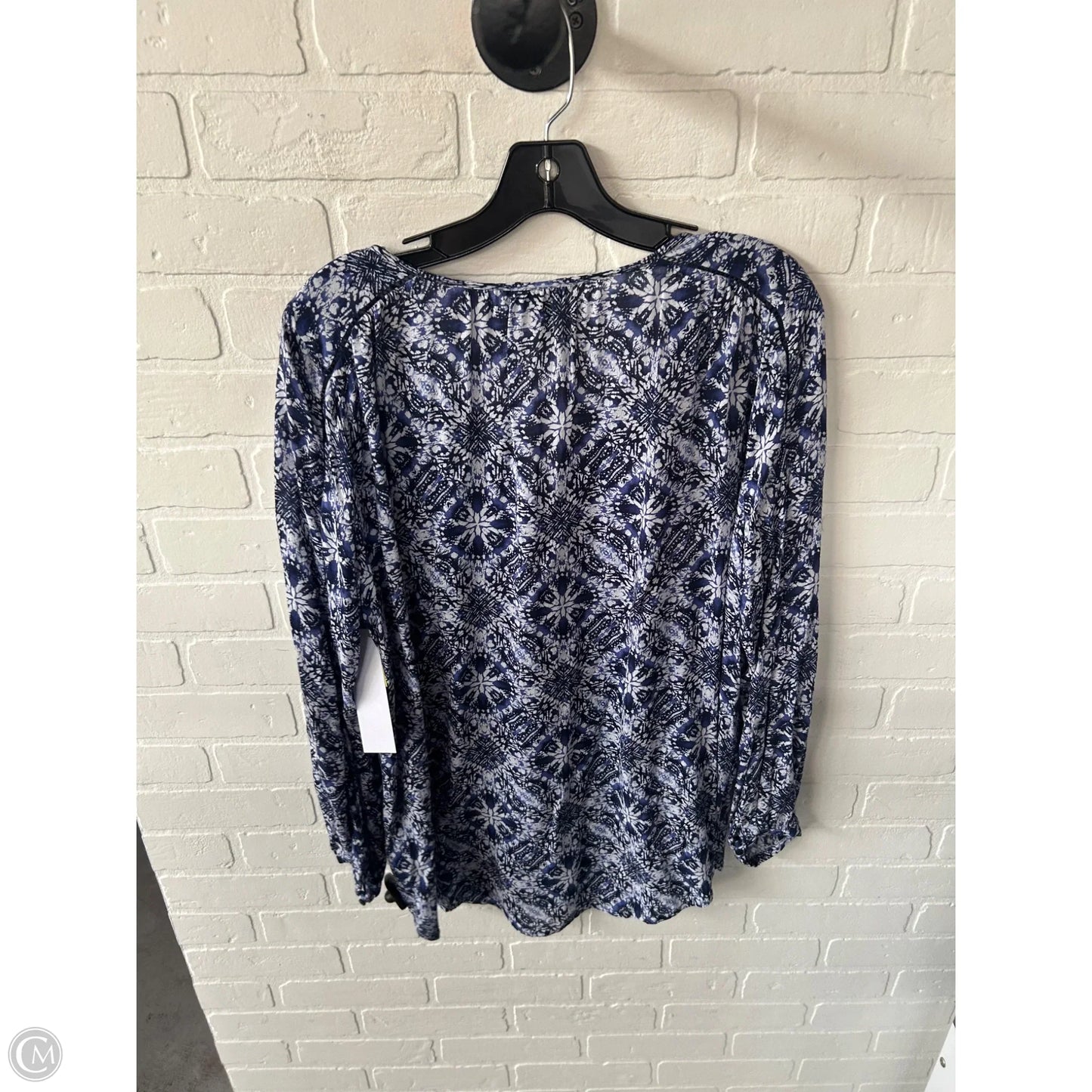 Top Long Sleeve By Lucky Brand In Blue & White, Size: M