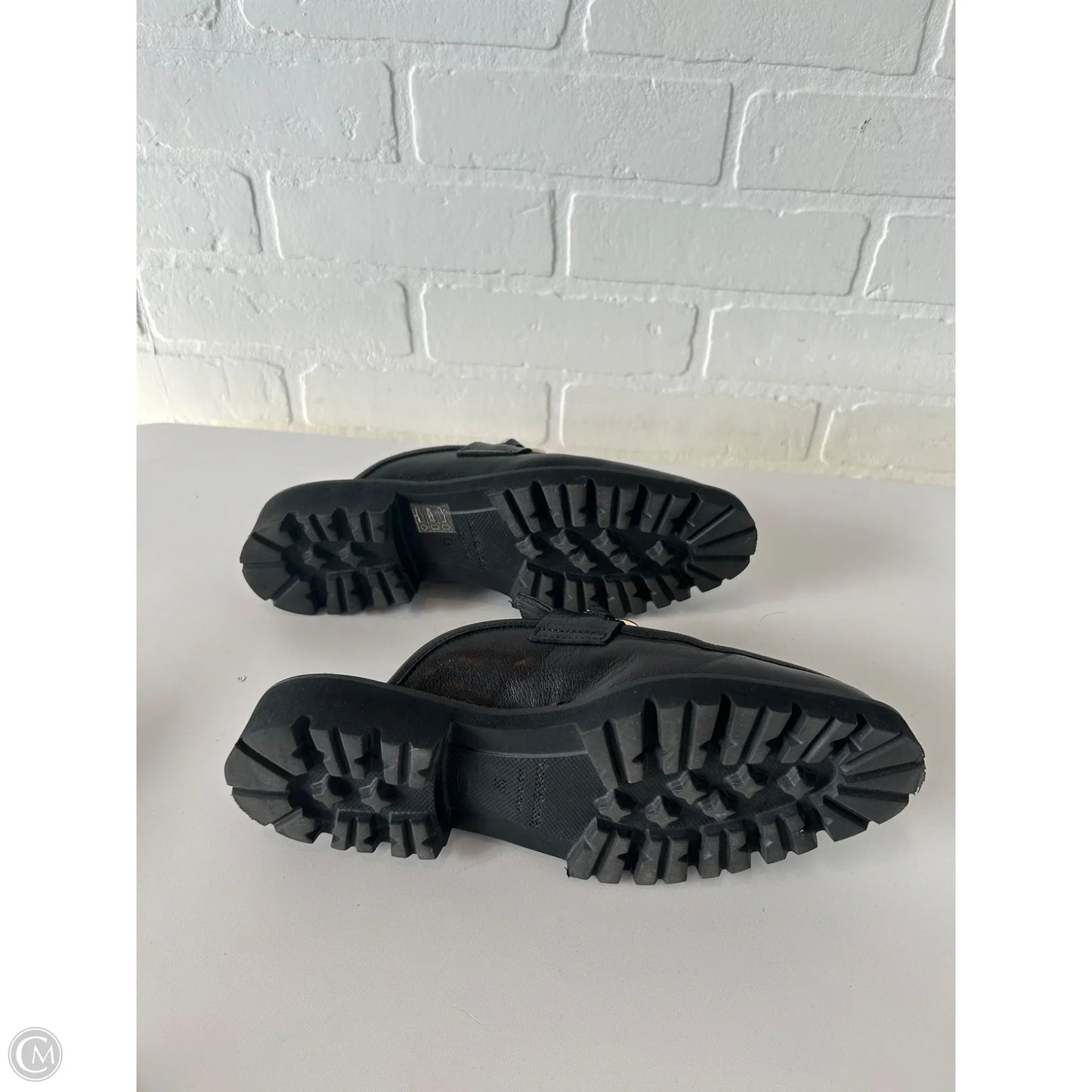 Shoes Flats By Cmb In Black, Size: 8.5