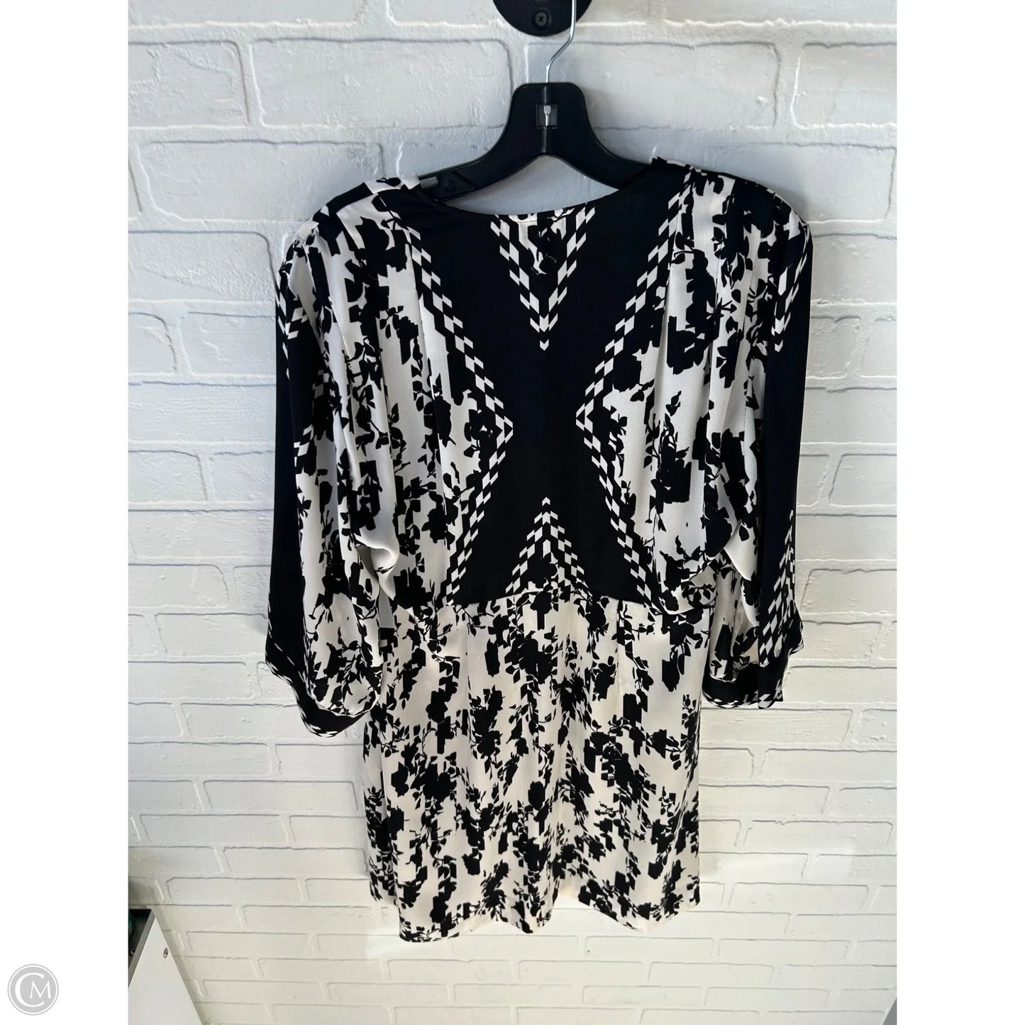 Dress Casual Short By Cabi In Black & Cream, Size: M