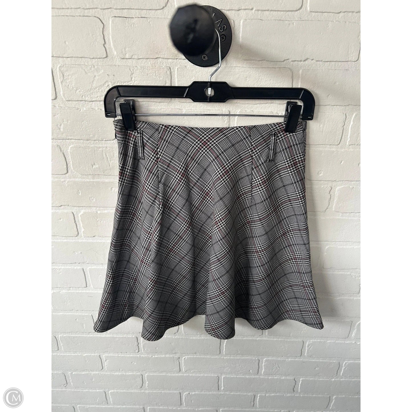 Skirt Mini & Short By Express In Black & White, Size: 0