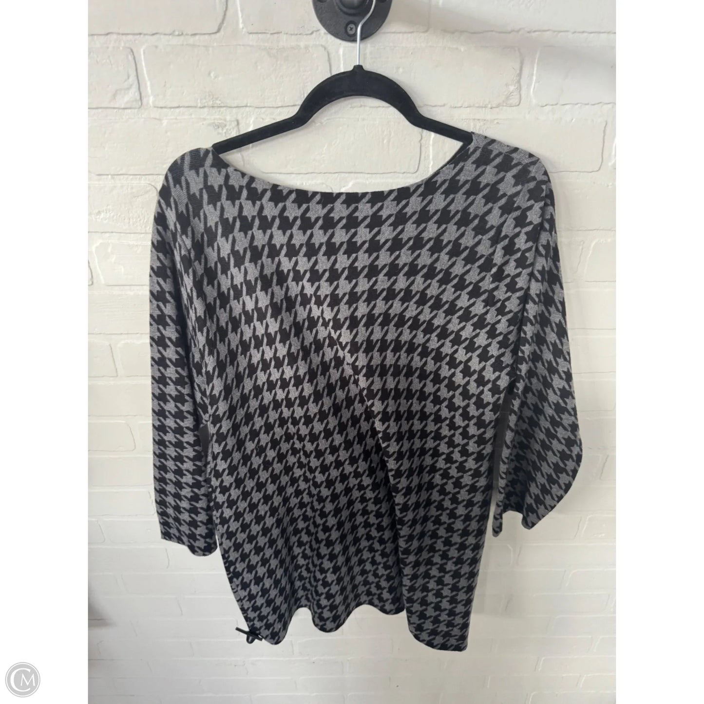 Sweater By Chicos In Black & Grey, Size: Xl