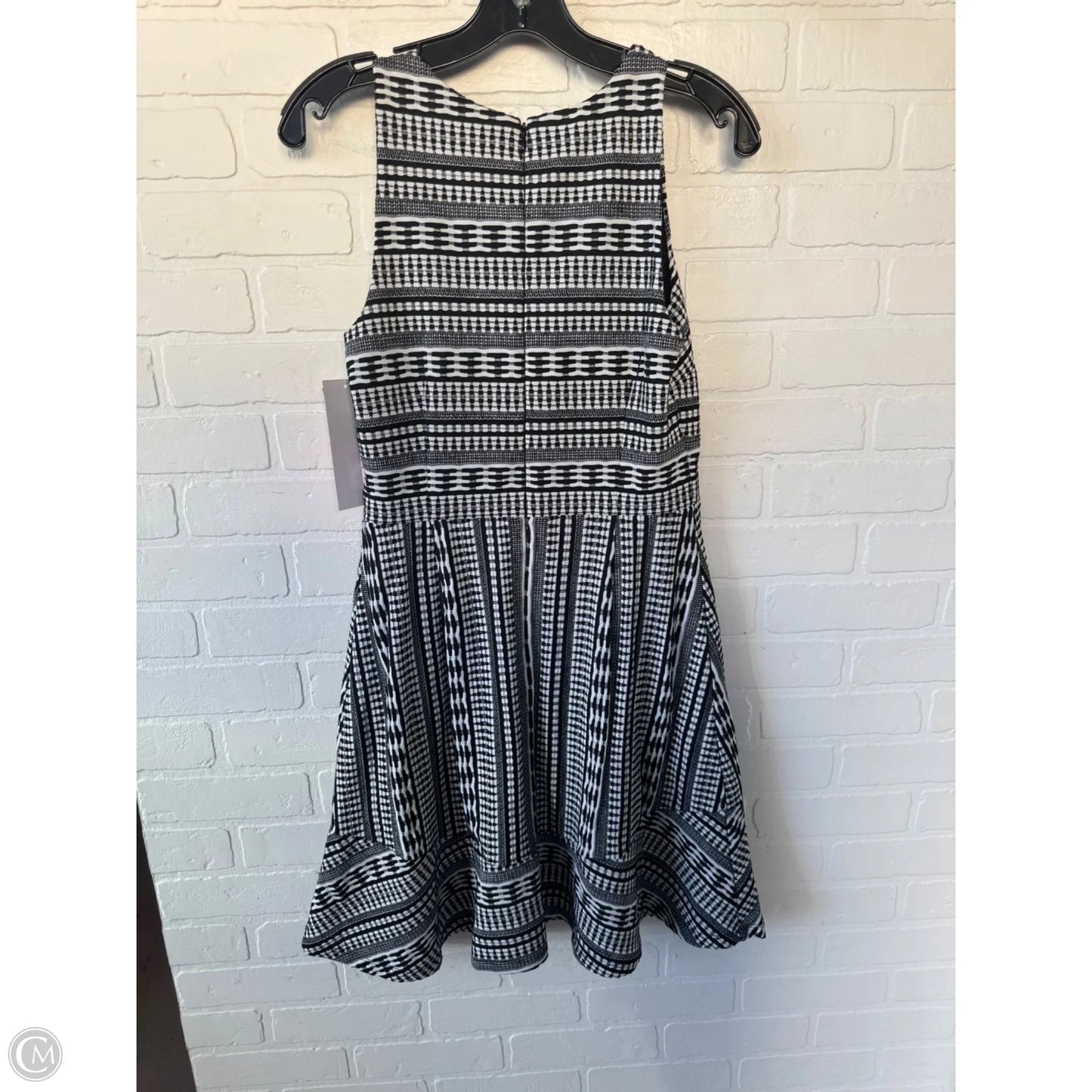 Dress Casual Short By Loft In Black & White, Size: S