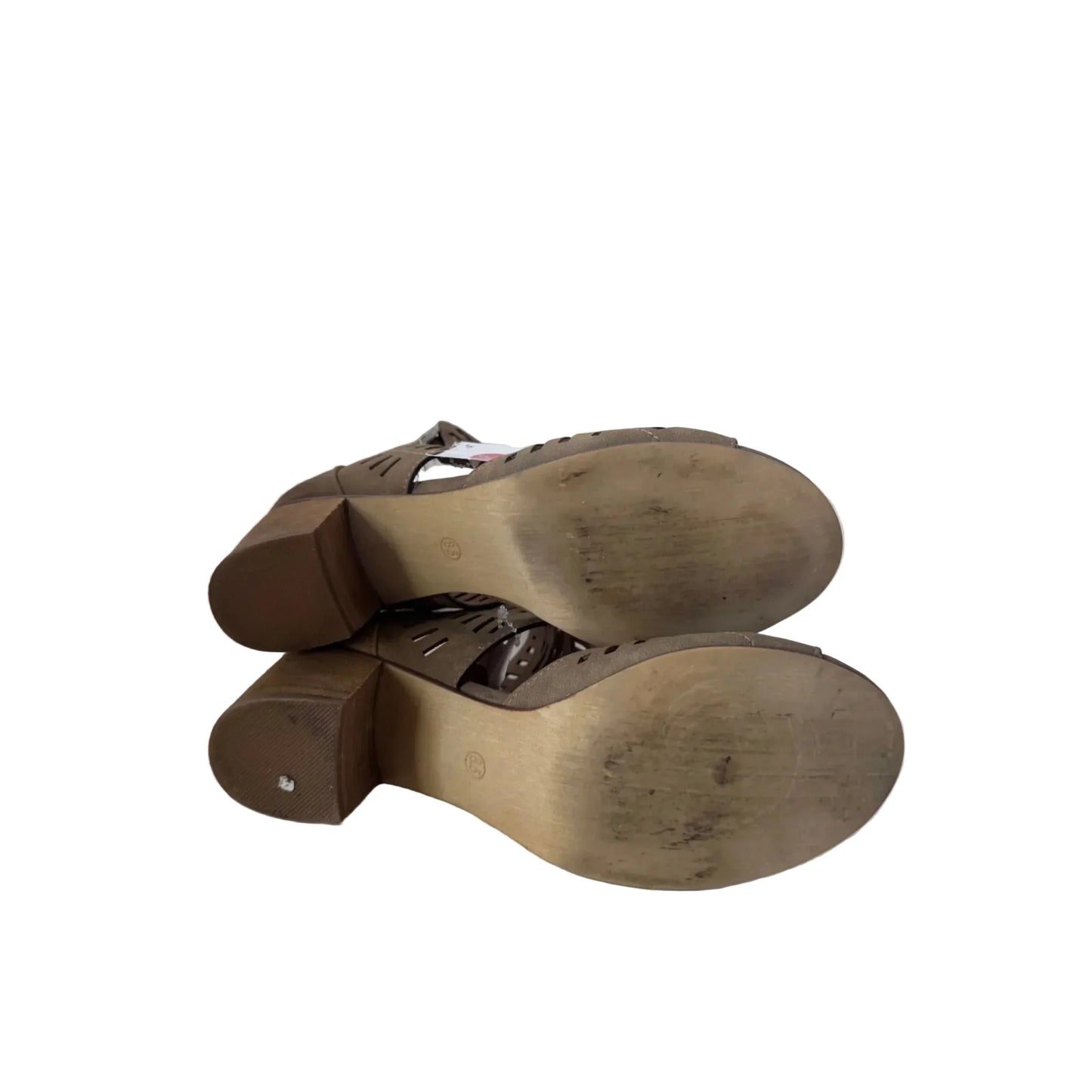 Shoes Heels Block By Very G In Tan, Size: 8.5