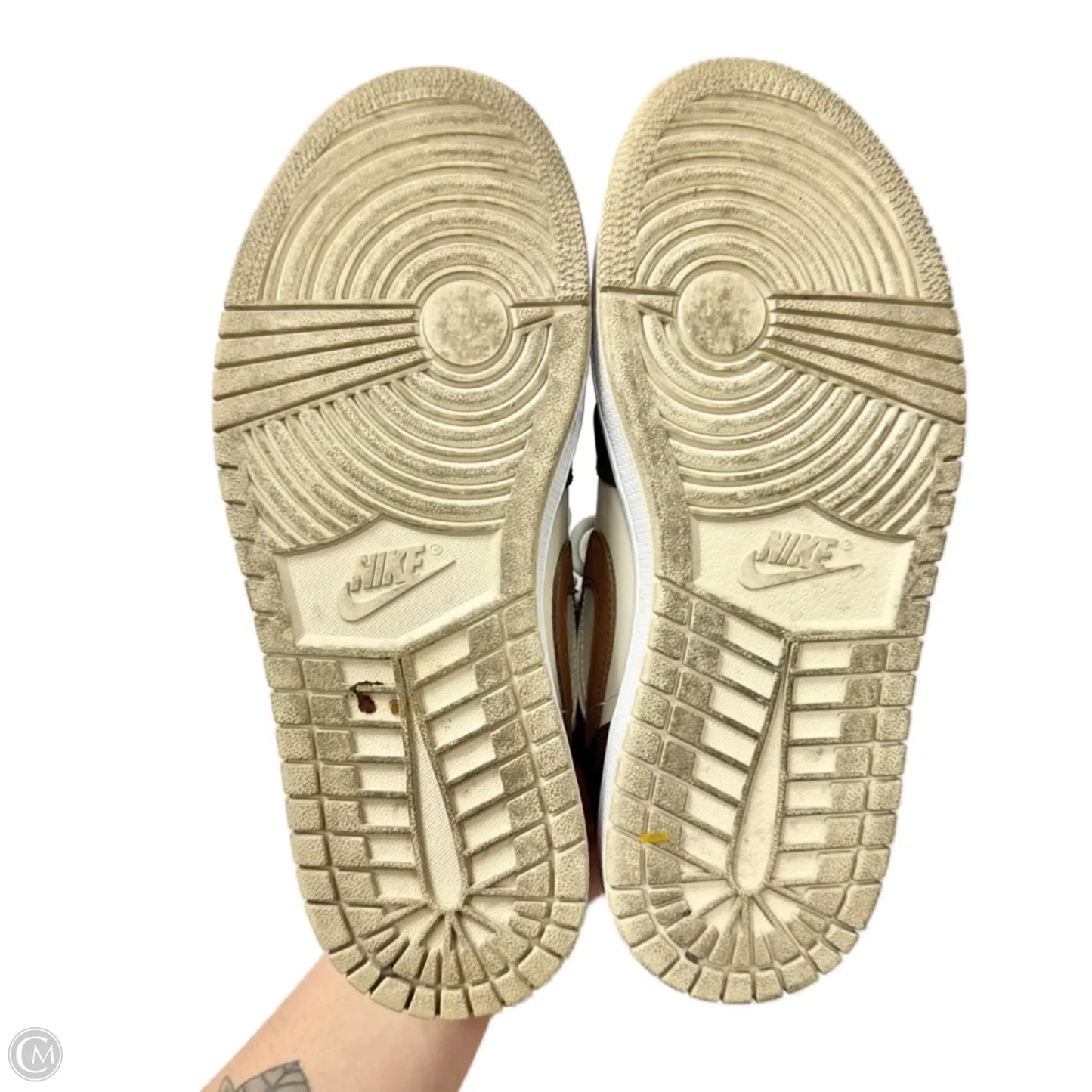 Shoes Luxury Designer By Jordan In Brown, Size: 7