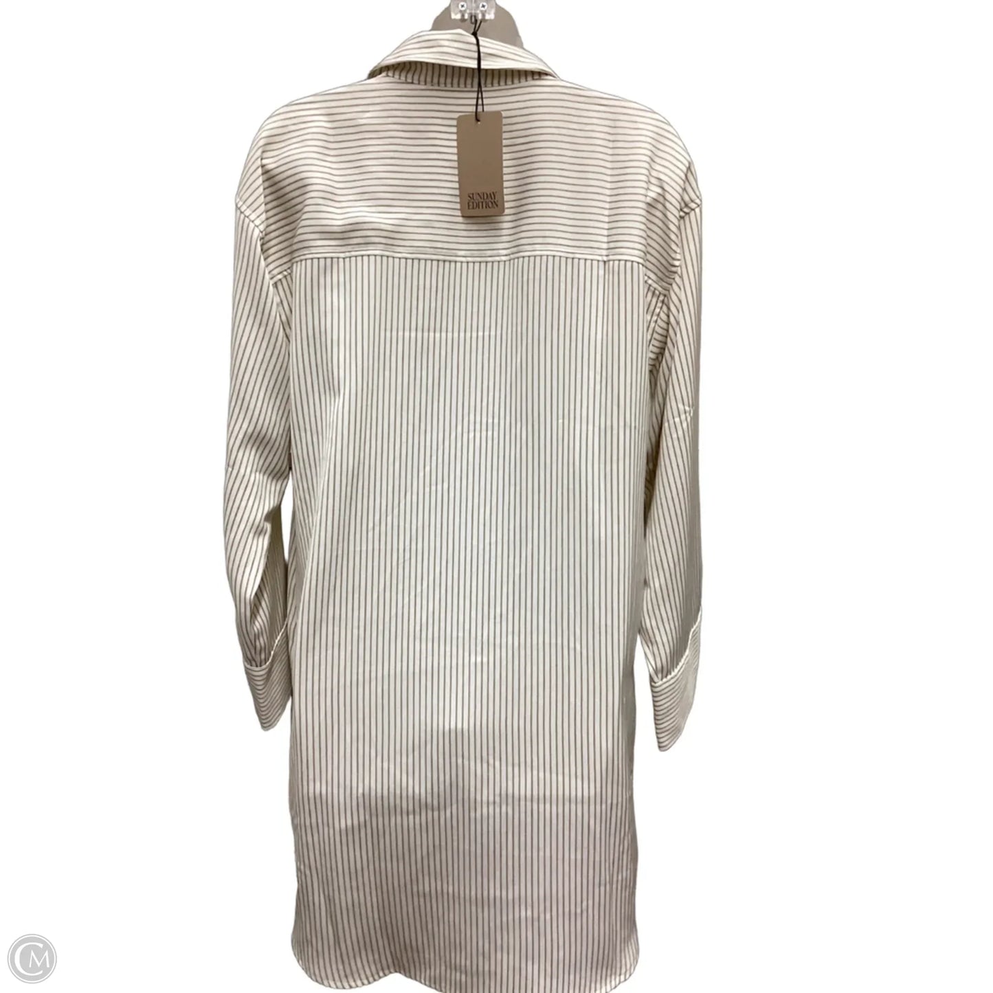 Dress Casual Short By Clothes Mentor In Striped Pattern, Size: S
