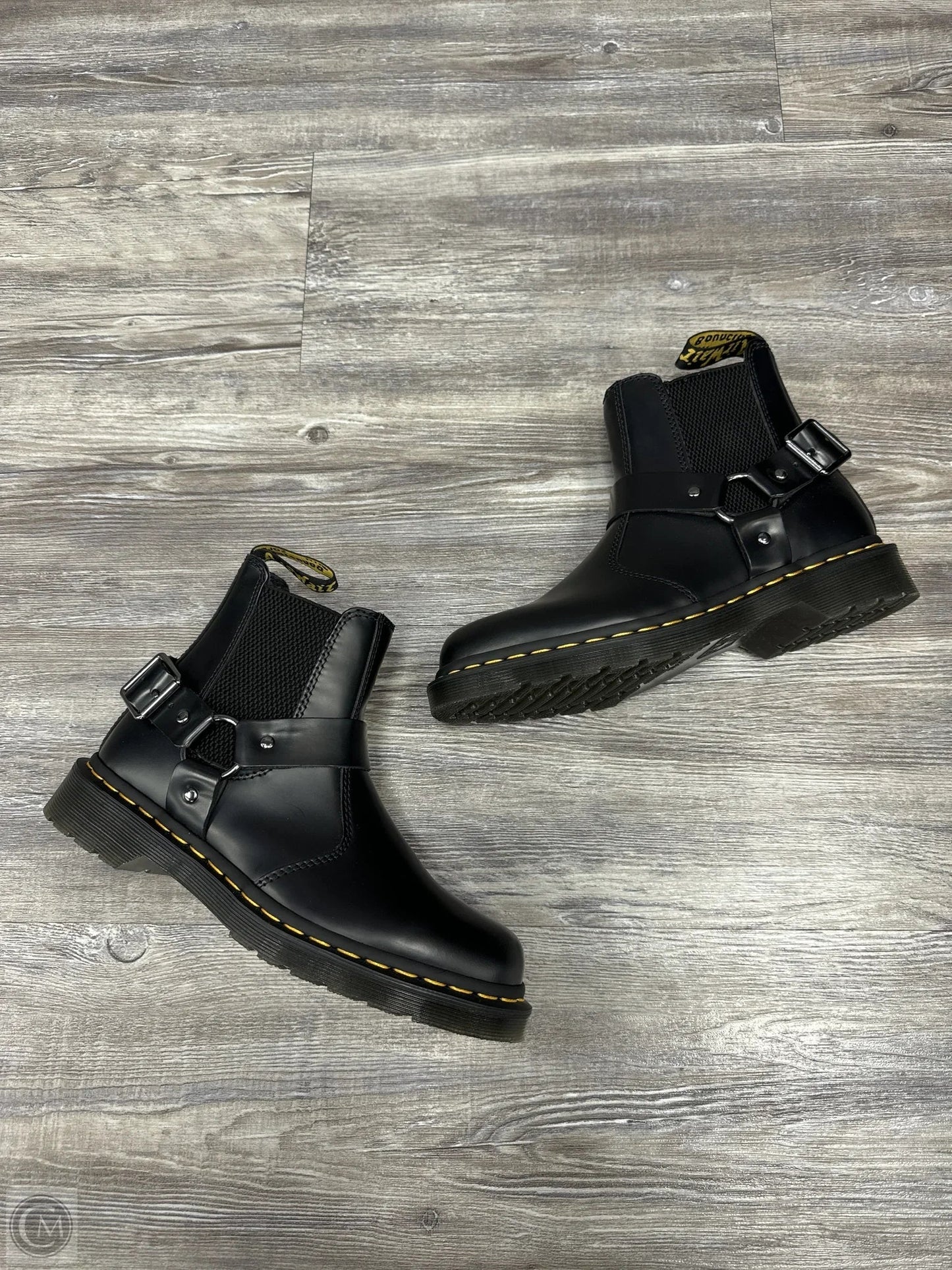 Boots Ankle Flats By Dr Martens In Black, Size: 7