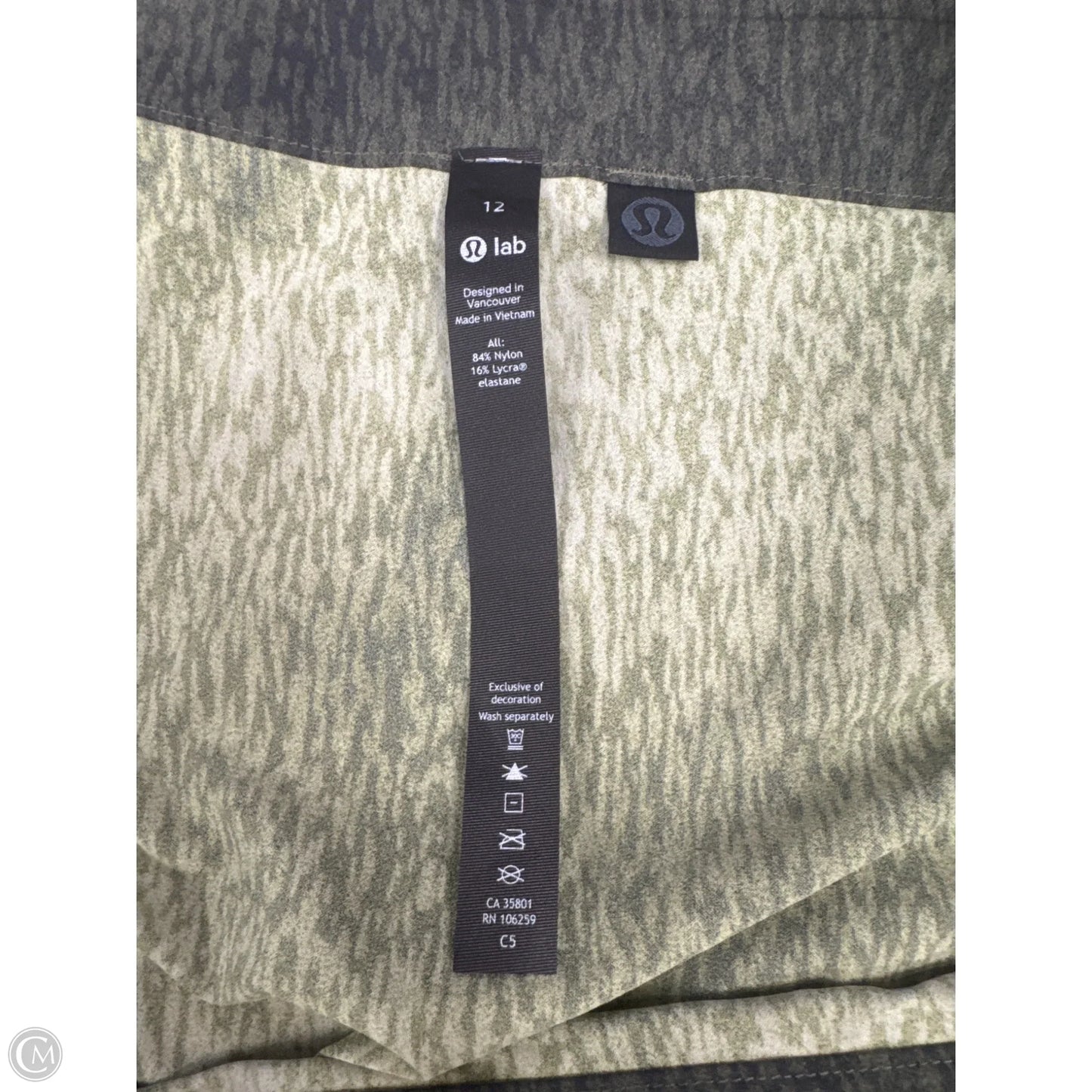 Athletic Skirt By Lululemon In Green, Size: 12