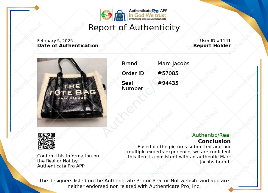 Tote Luxury Designer By Marc Jacobs Size: Large
