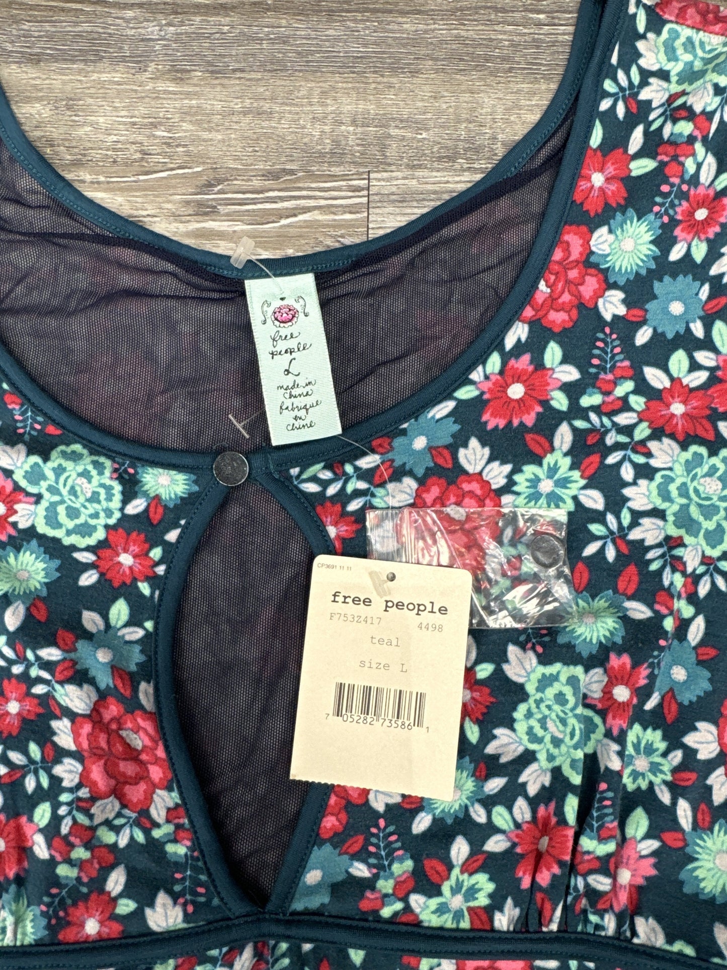 Dress Casual Short By Free People Size: L