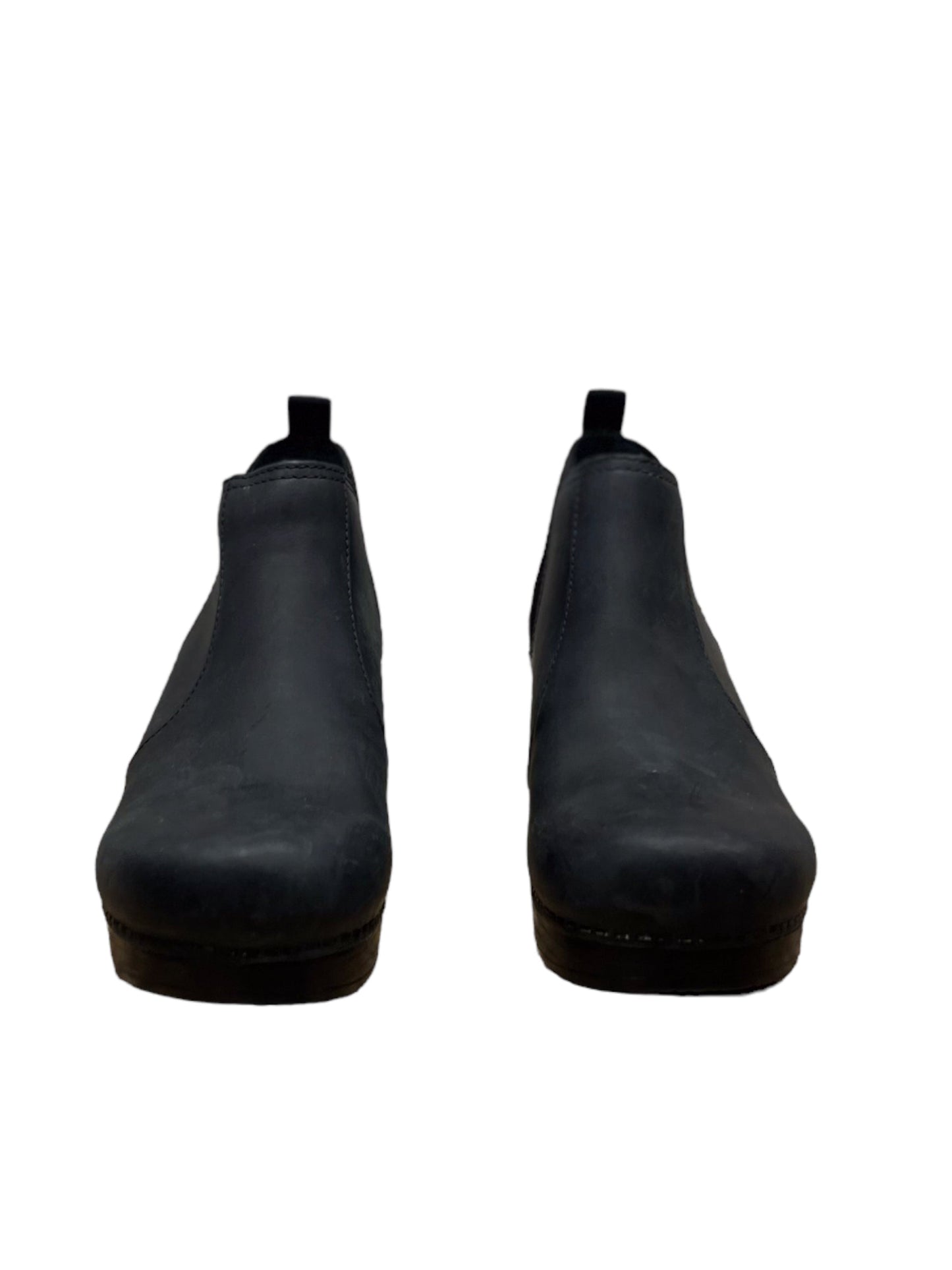 Boots Ankle Flats By Dansko Size: 7.5