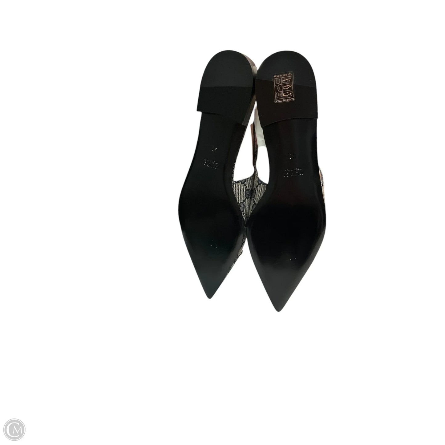 Shoes Luxury Designer By Gucci In Navy, Size: 10