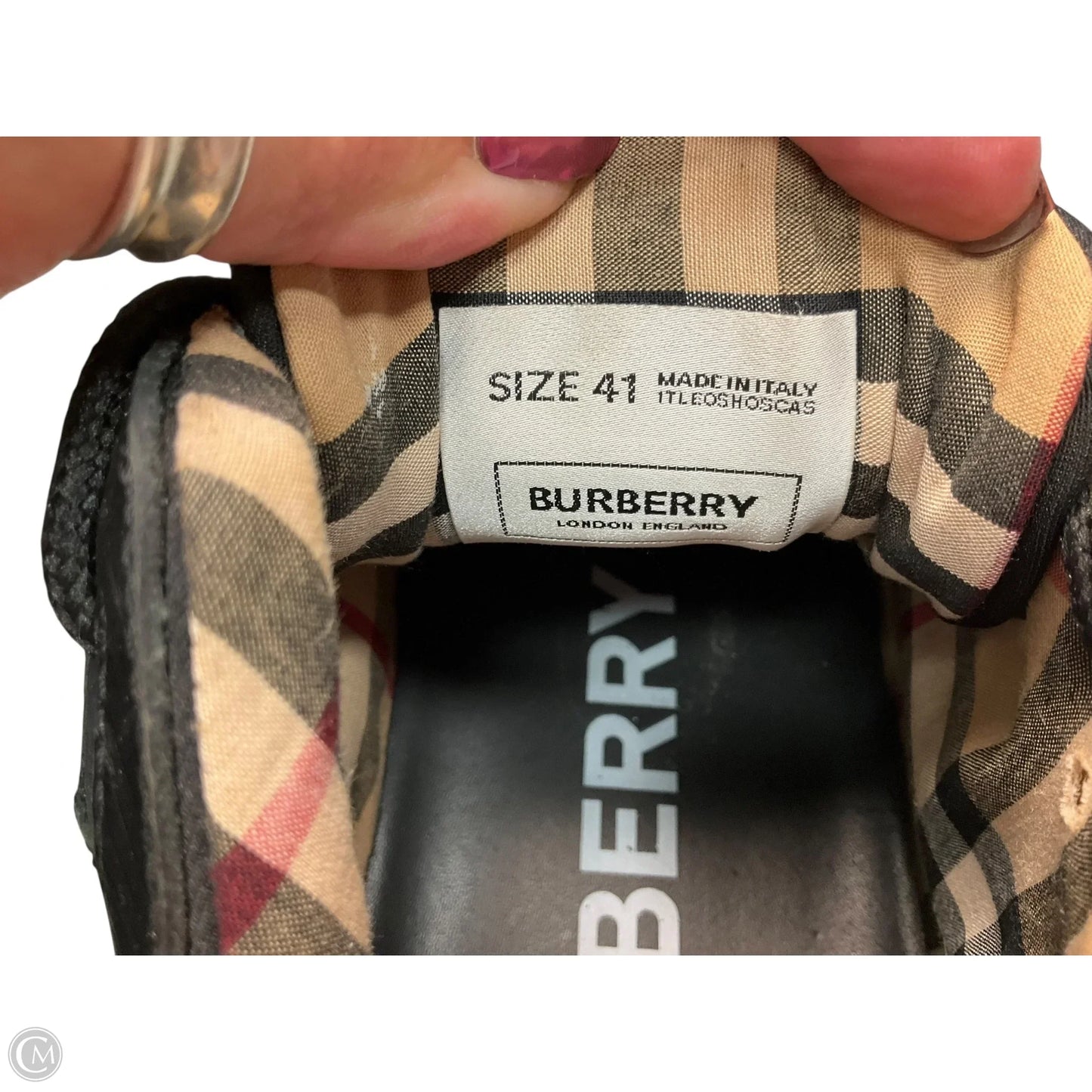 Shoes Luxury Designer By Burberry In Black, Size: 5