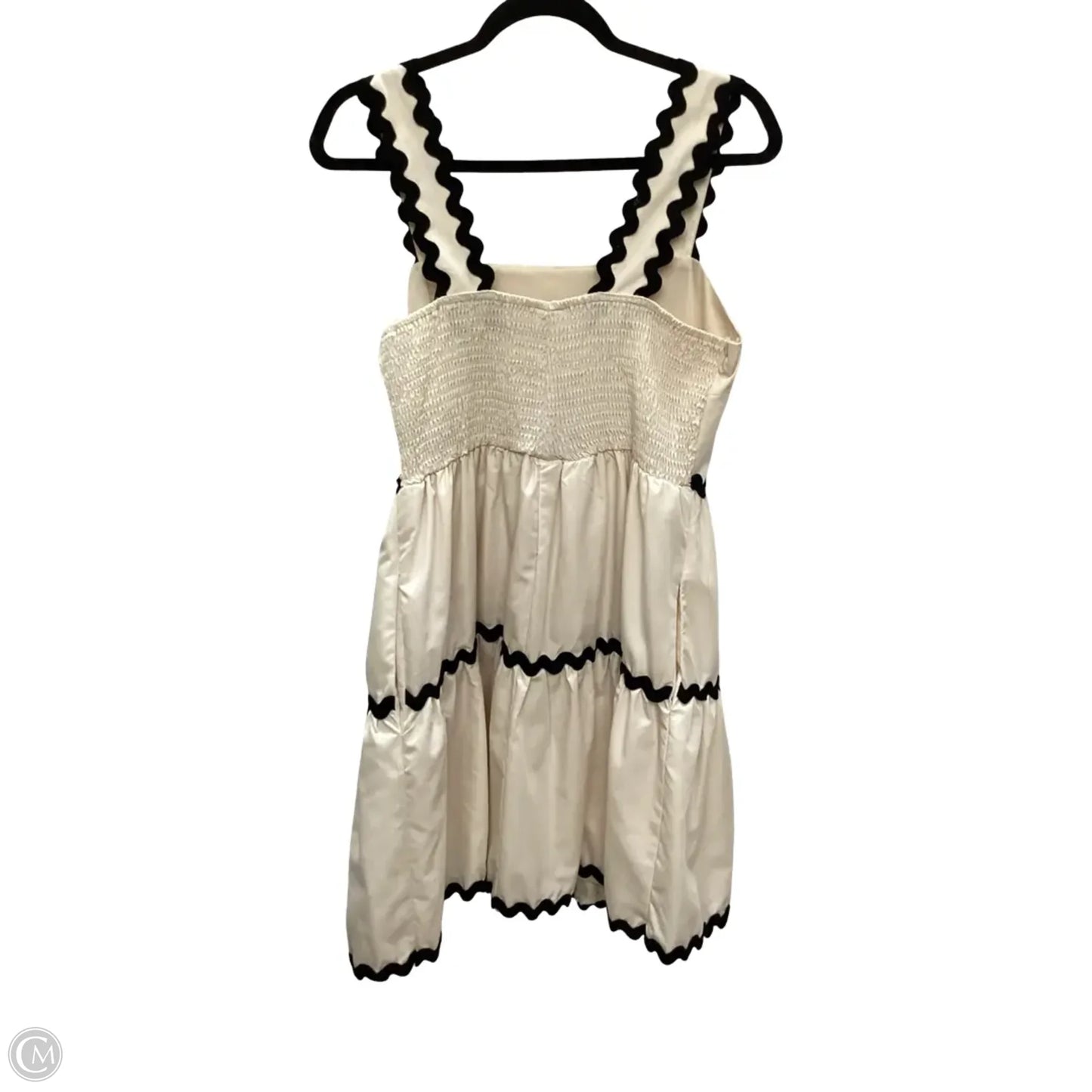 Dress Casual Short By Entro In Cream, Size: L
