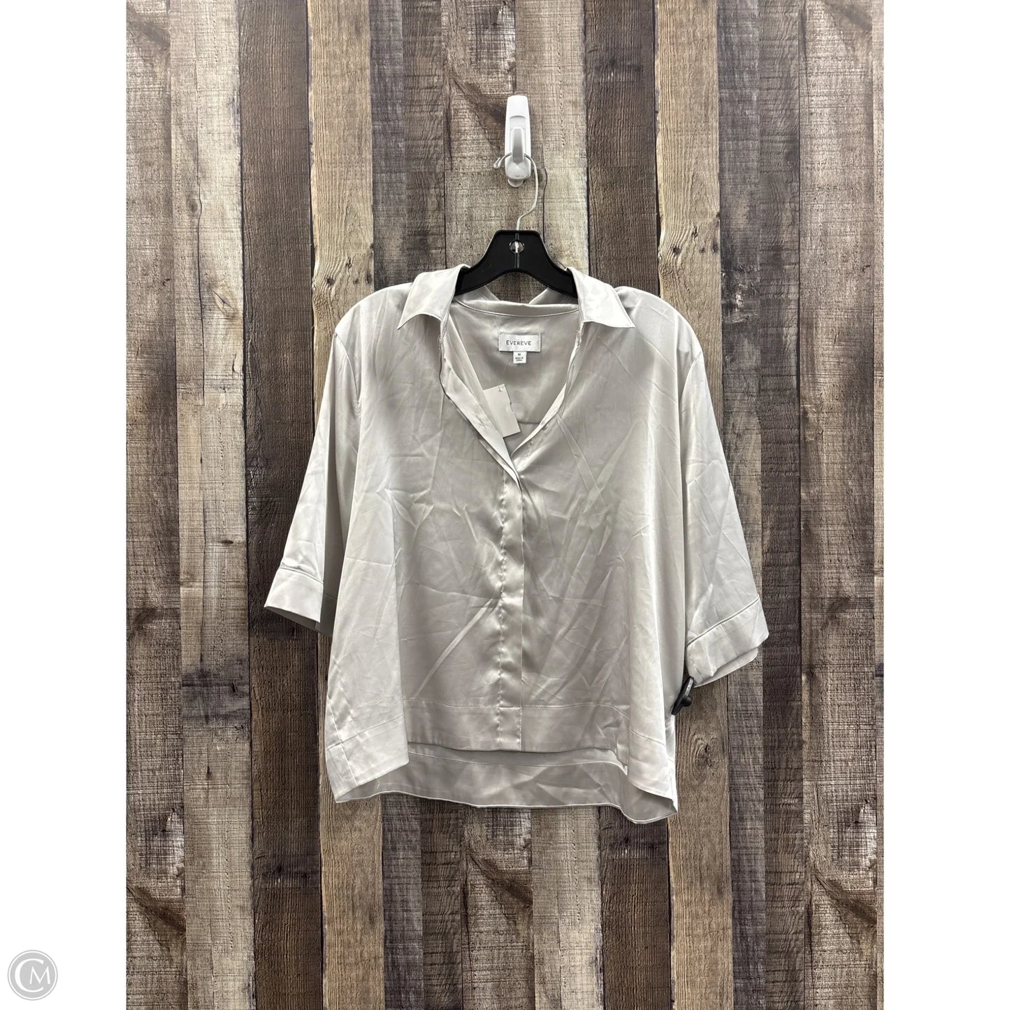 Top Short Sleeve By Evereve In Grey, Size: M