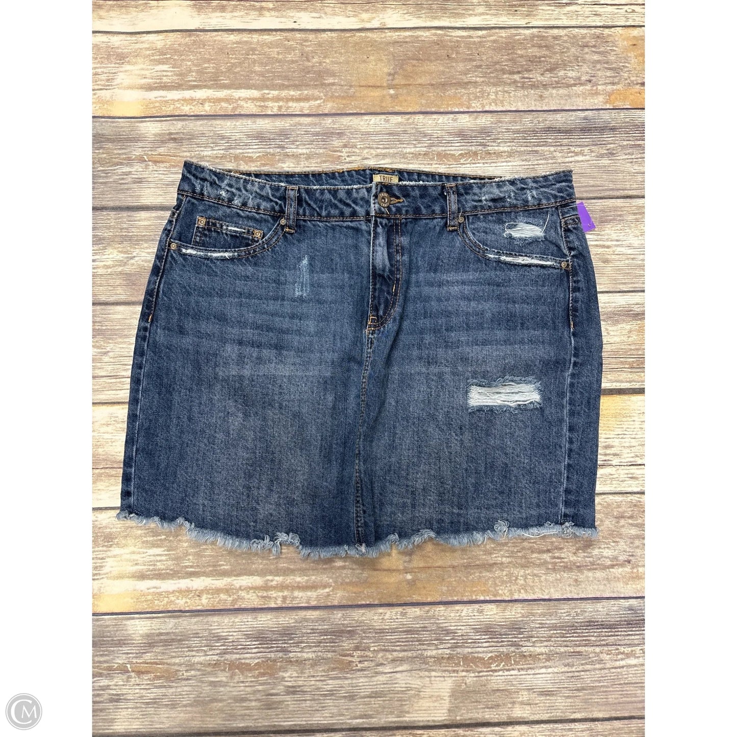 Skirt Mini & Short By True Craft In Blue, Size: 12