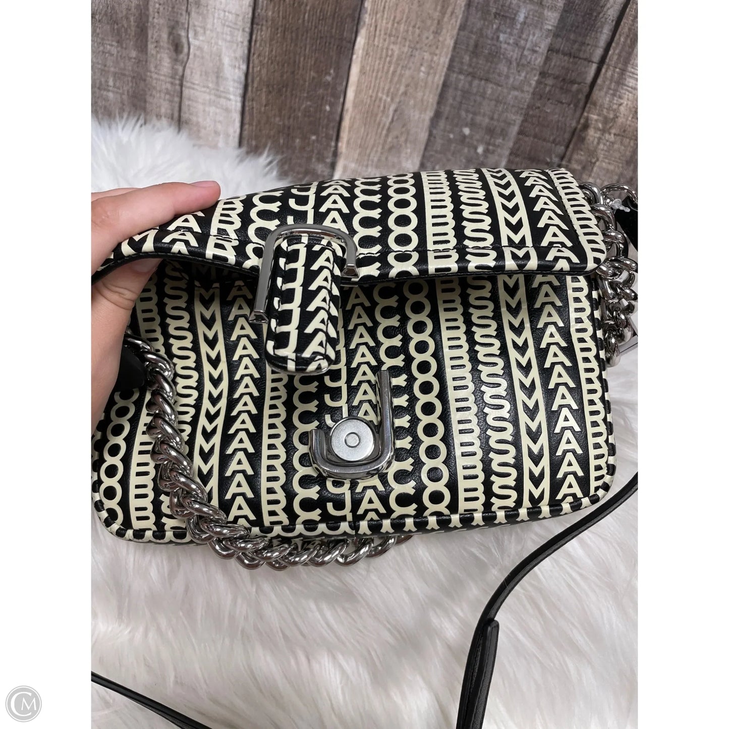 Handbag Designer By Marc Jacobs, Size: Medium