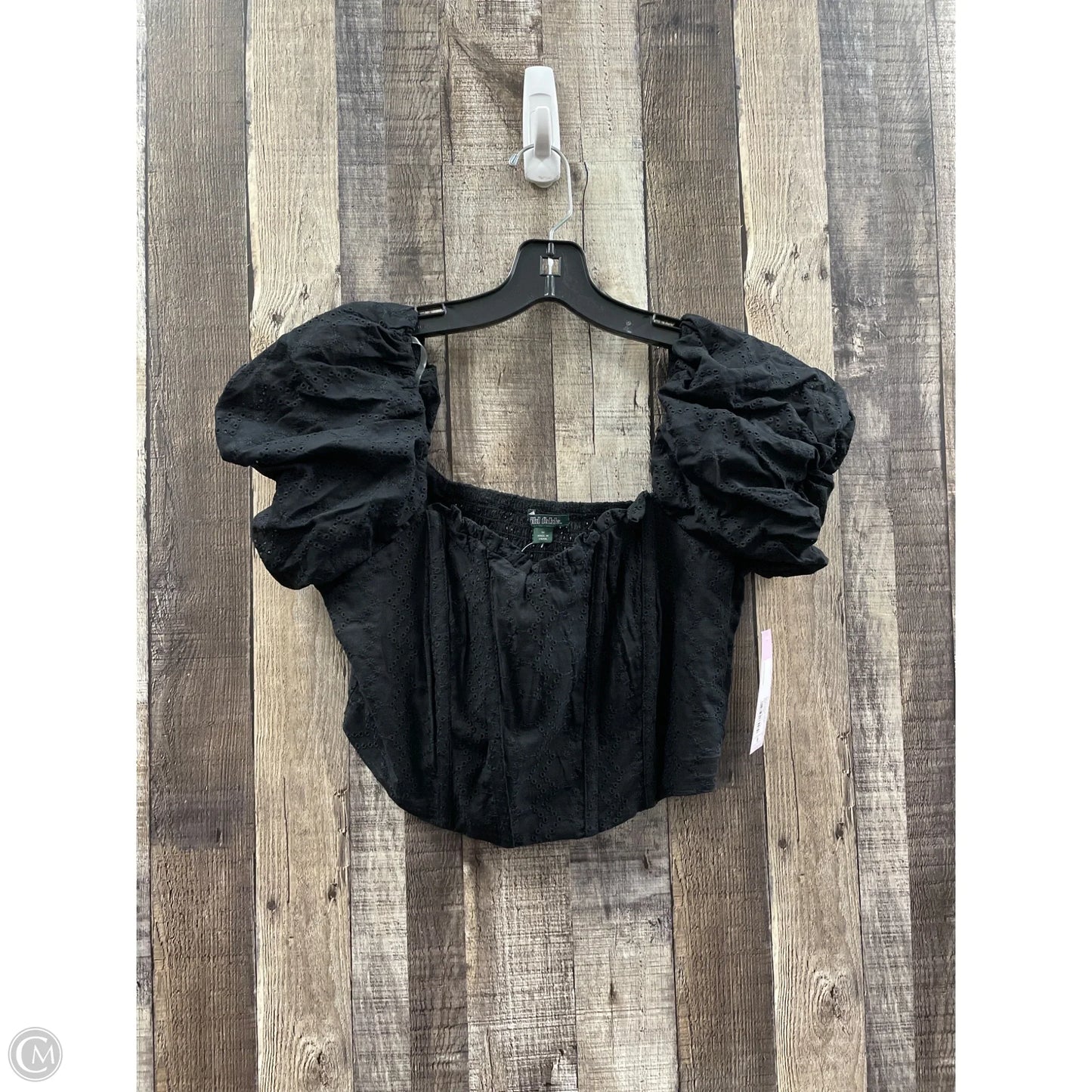 Top Short Sleeve By Wild Fable In Black, Size: M