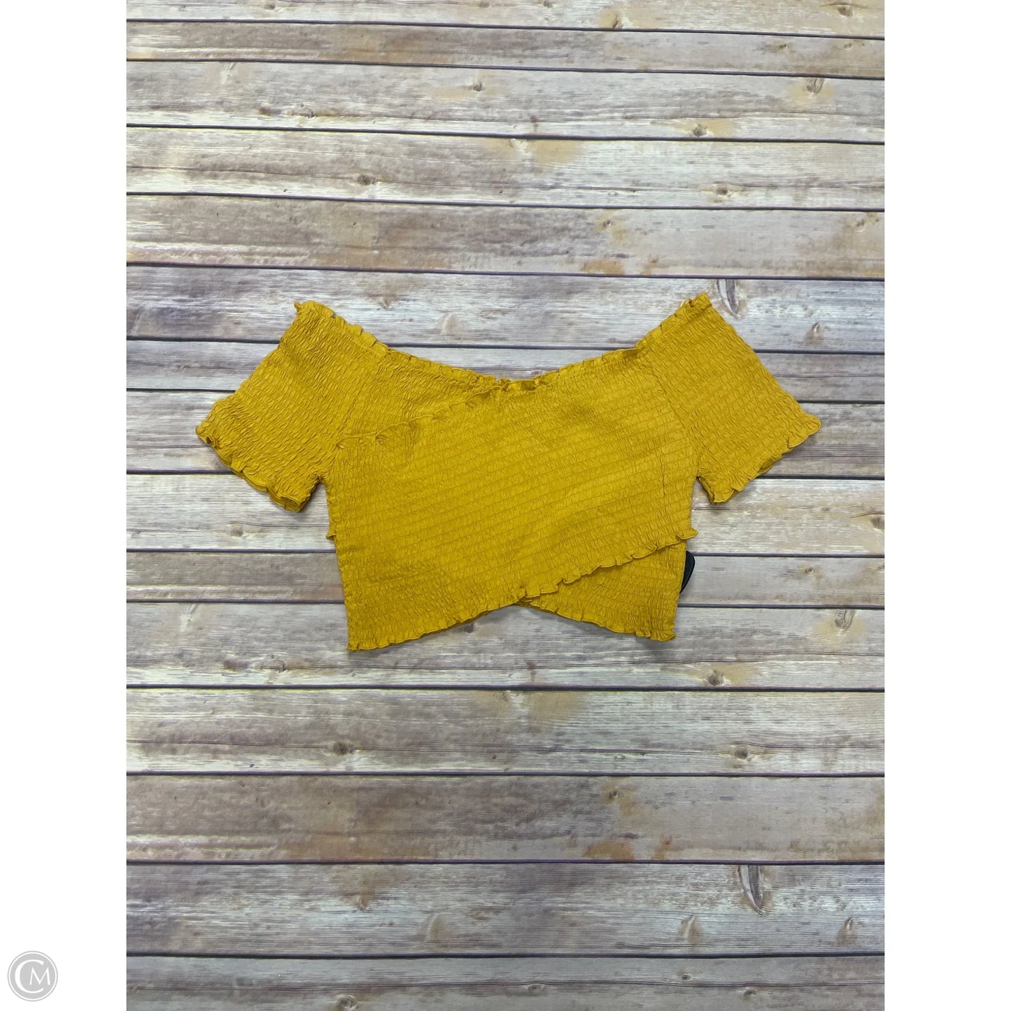 Top Short Sleeve By Ambiance Apparel In Yellow, Size: L