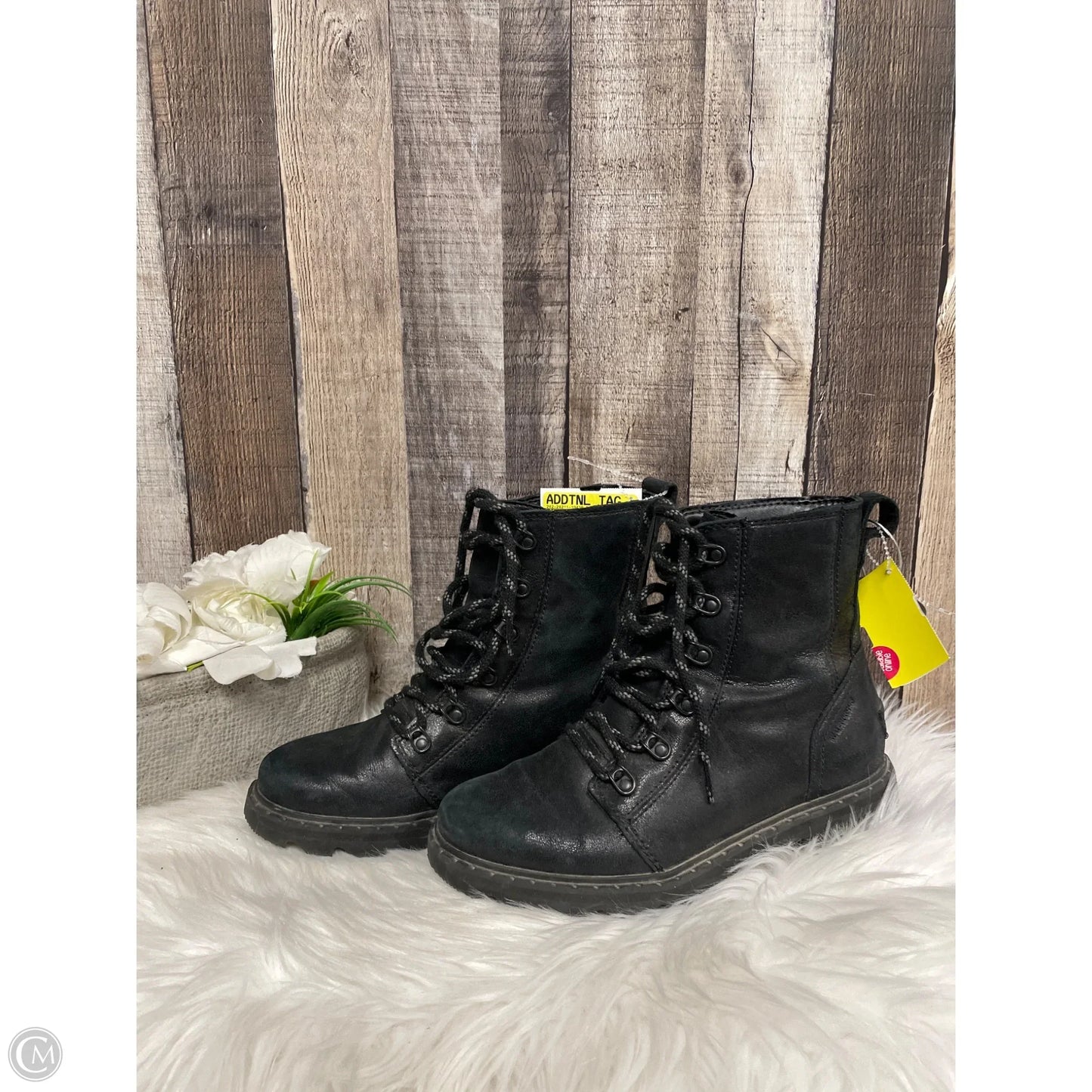 Boots Ankle Flats By Sorel In Black, Size: 6.5