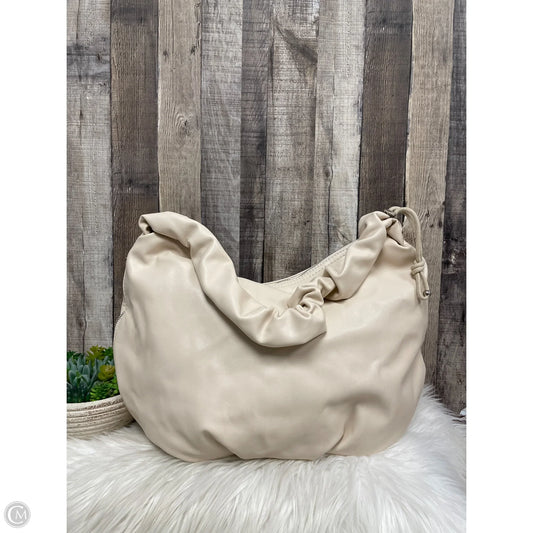 Crossbody By Street Level, Size: Large