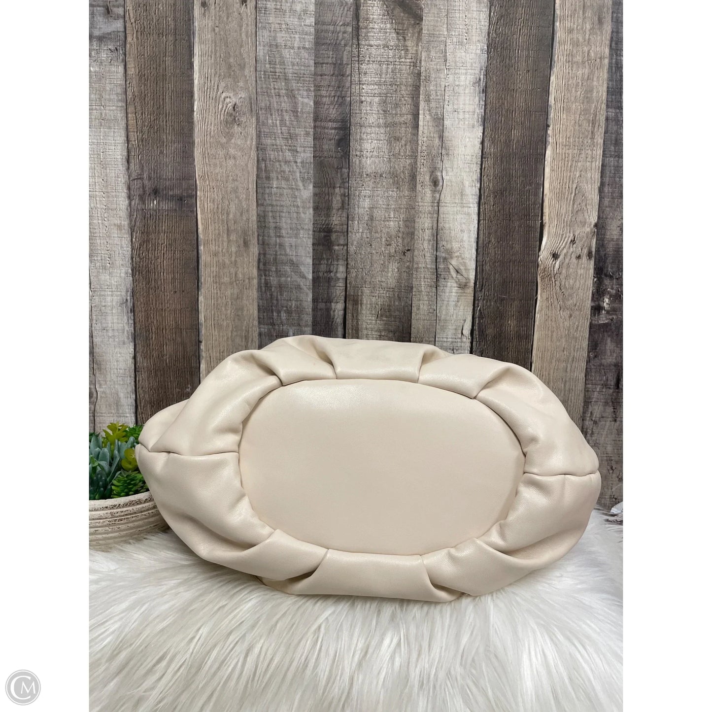 Crossbody By Street Level, Size: Large