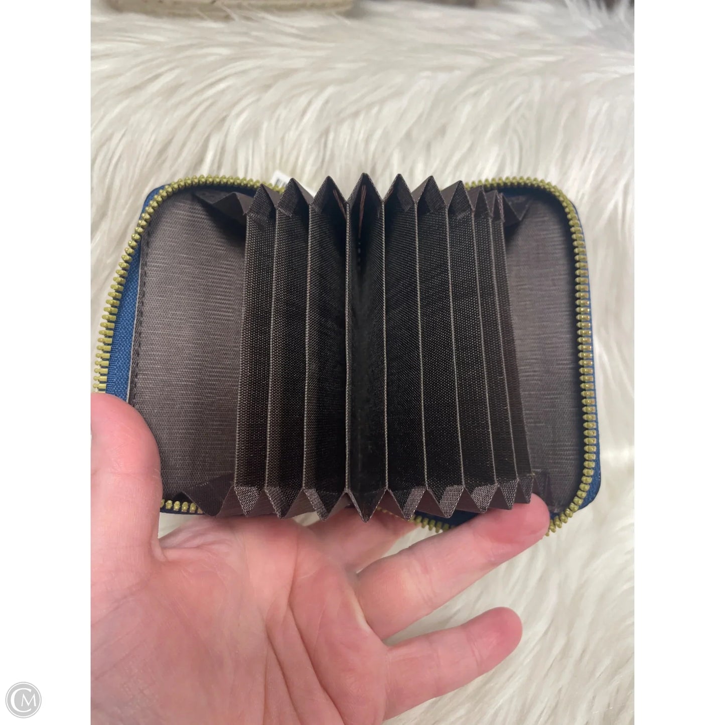 Wallet By Cmf, Size: Small