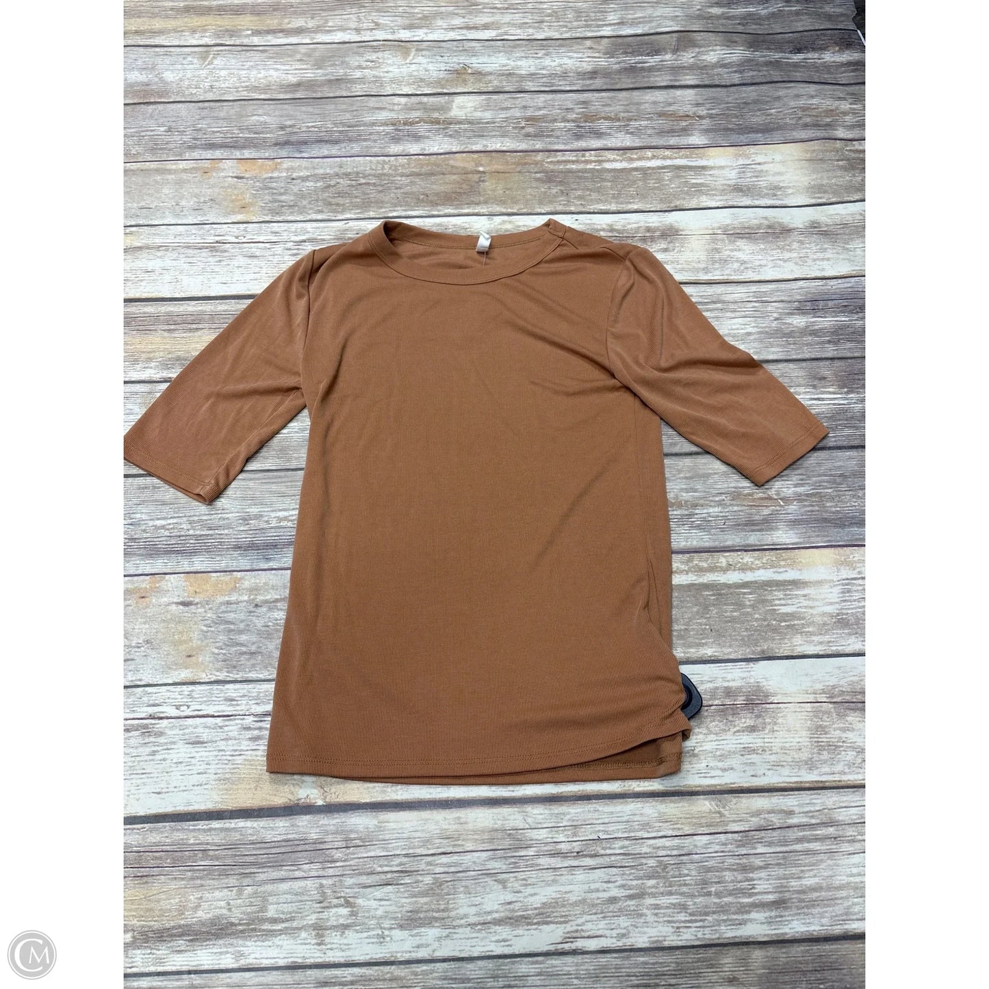 Top Short Sleeve By Wishlist In Tan, Size: L