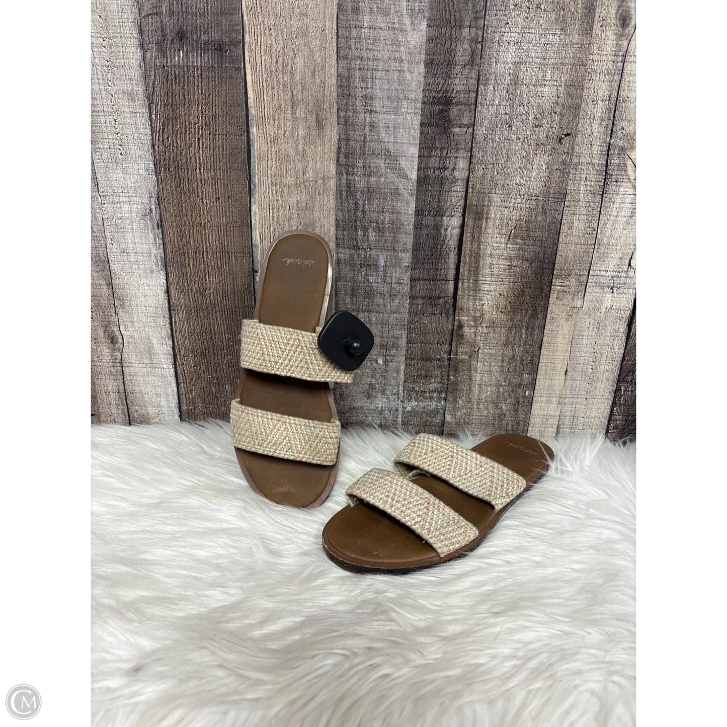 Sandals Flats By Sanuk In Tan, Size: 7