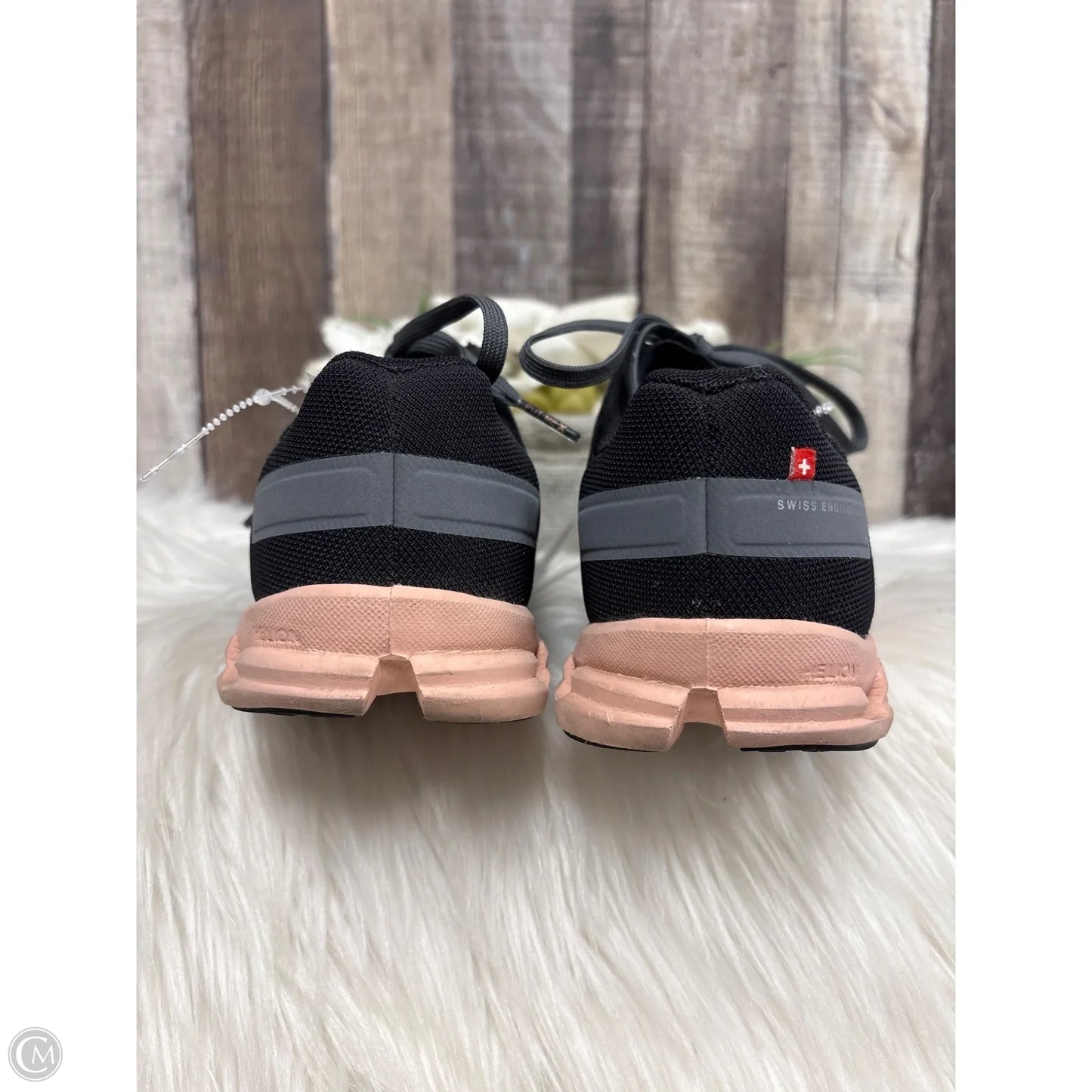 Shoes Athletic By On Cloud In Black, Size: 6