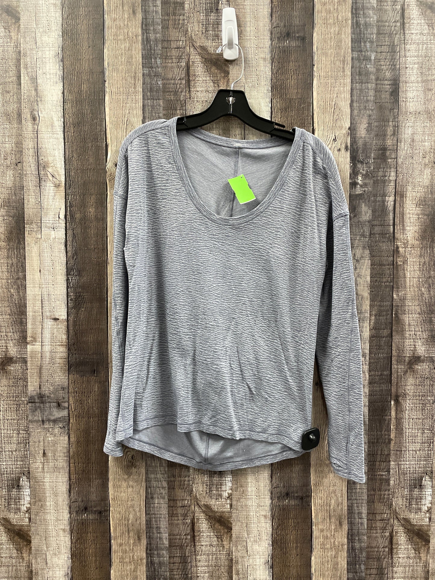 Athletic Top Long Sleeve Crewneck By Lululemon Size: S
