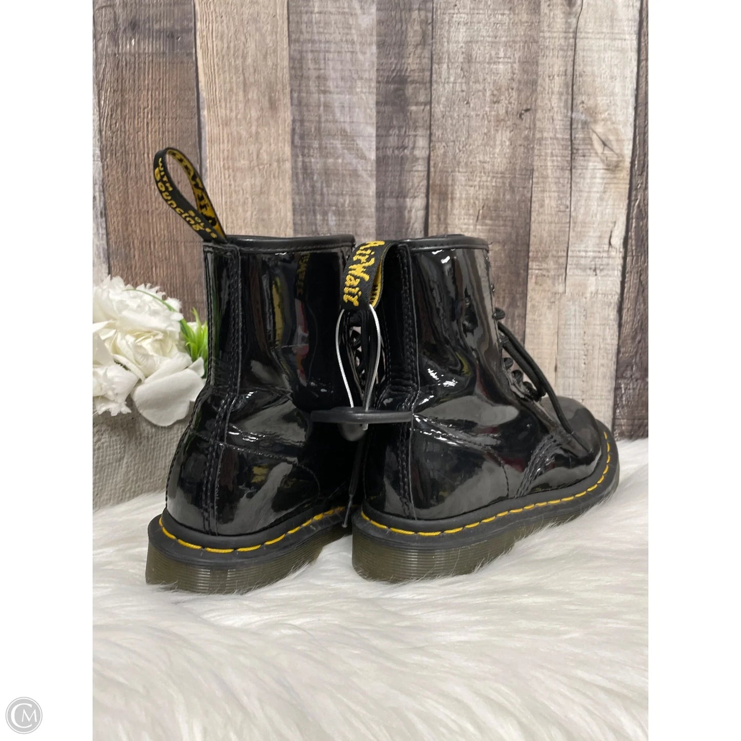 Boots Ankle Flats By Dr Martens In Black, Size: 5