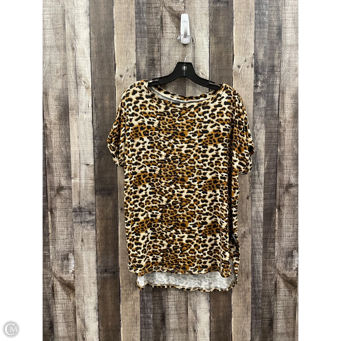Top Short Sleeve By Cmf In Animal Print, Size: Xl