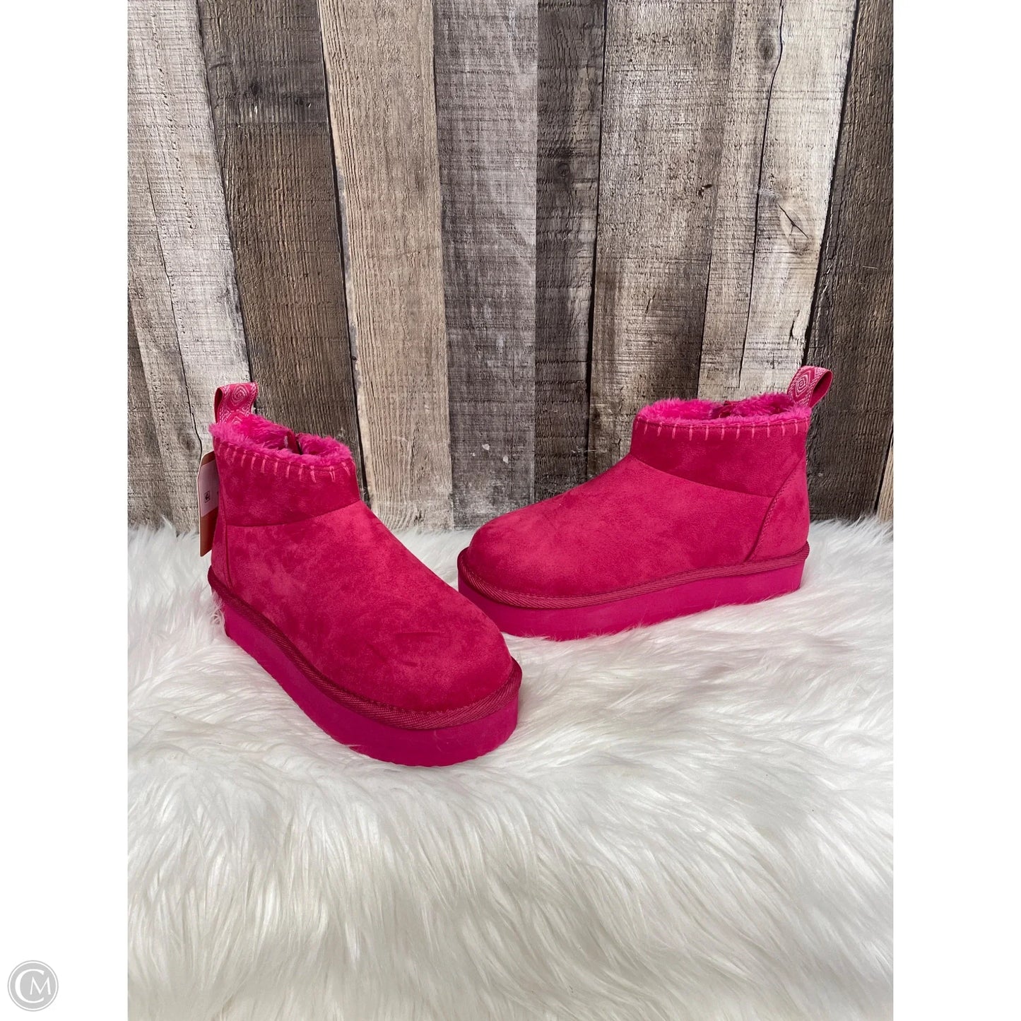 Boots Ankle Flats By Muk Luks In Pink, Size: 7