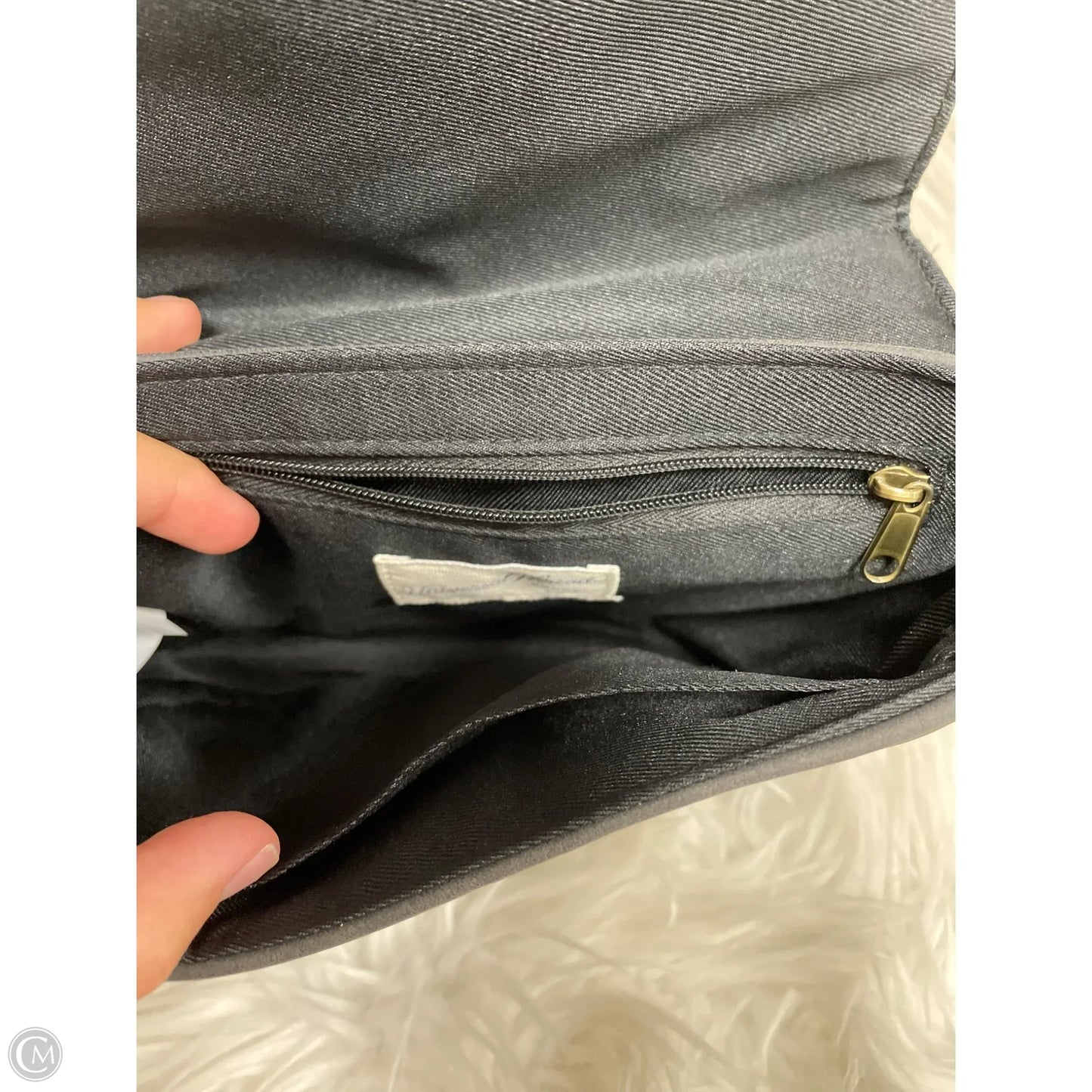 Crossbody By Universal Thread, Size: Medium