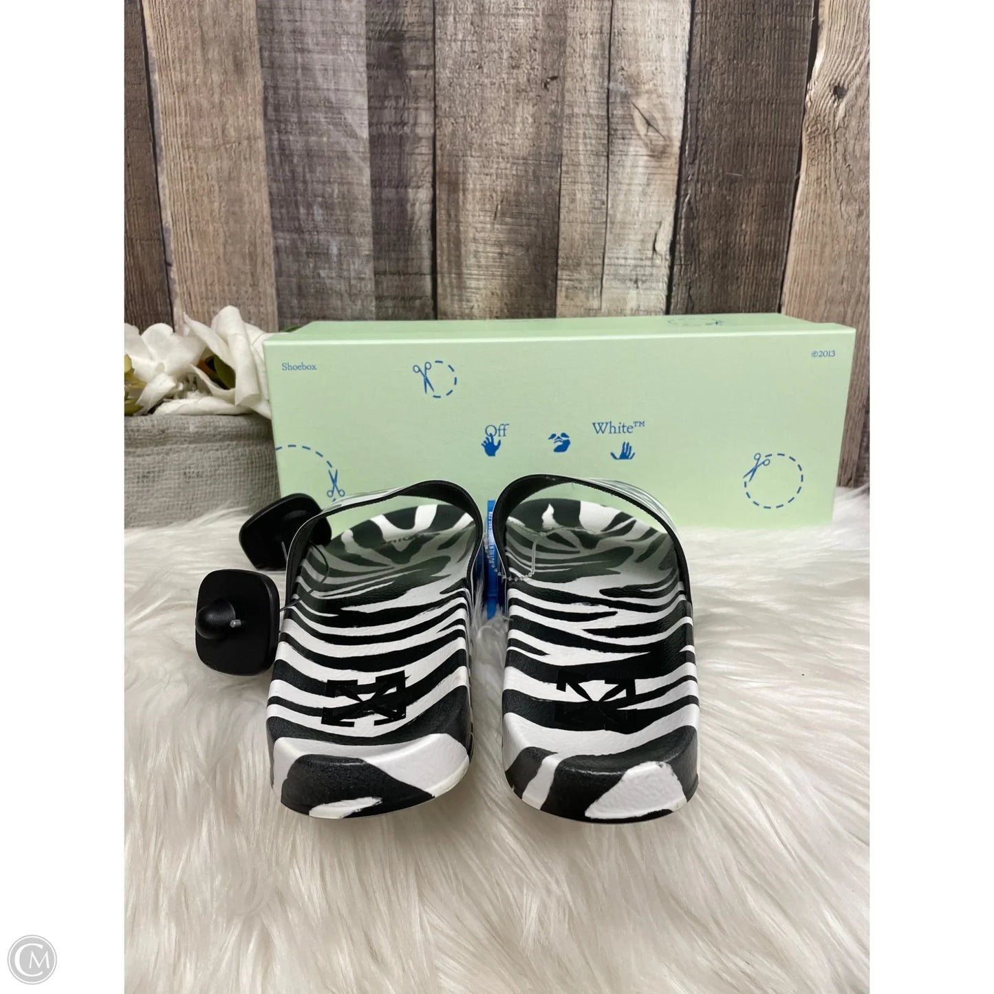 Sandals Luxury Designer By Off-white In Black & White, Size: 8