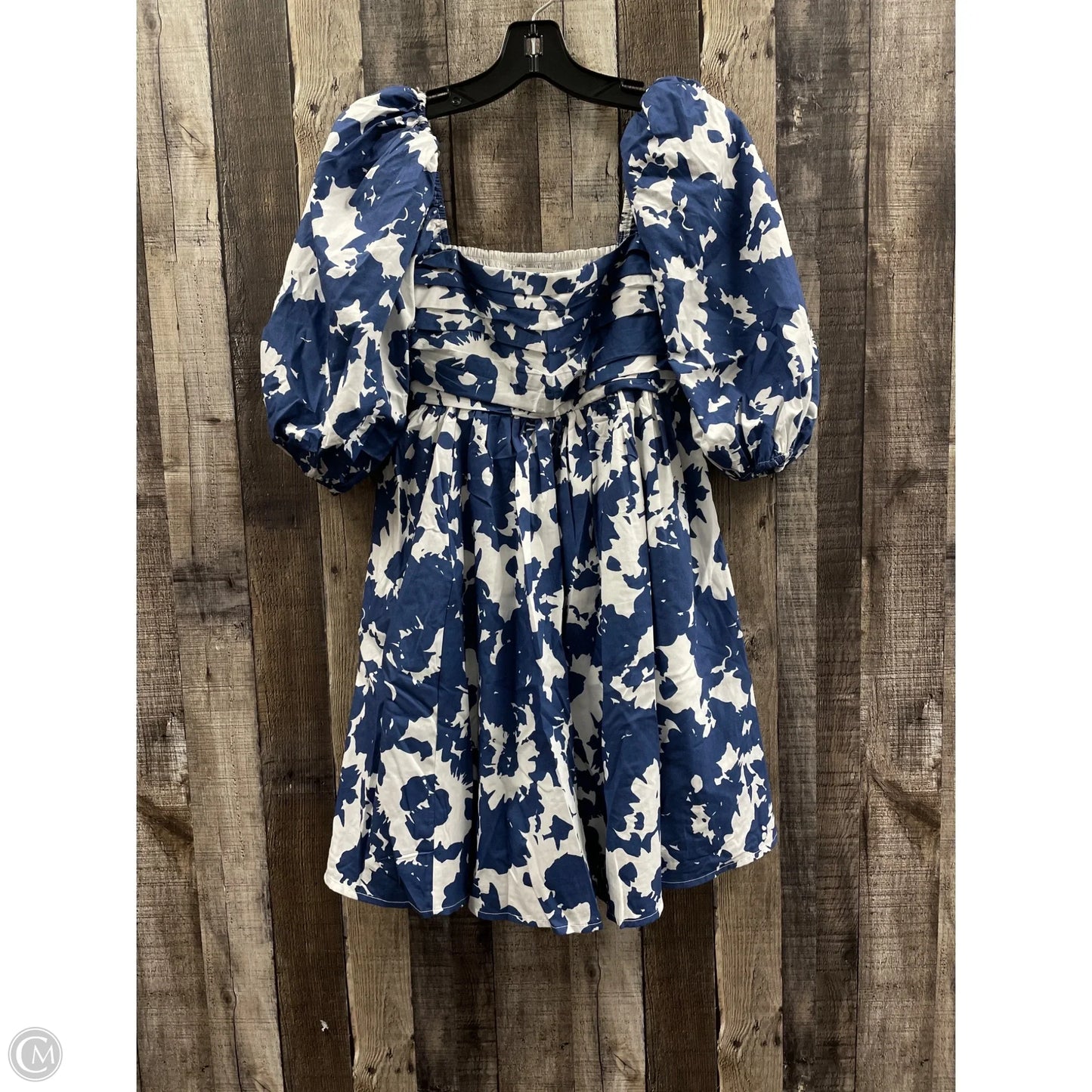 Dress Casual Short By Abercrombie And Fitch In Blue & White, Size: S