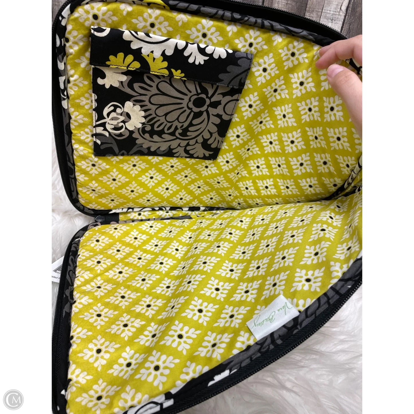 Laptop Bag By Vera Bradley, Size: Large