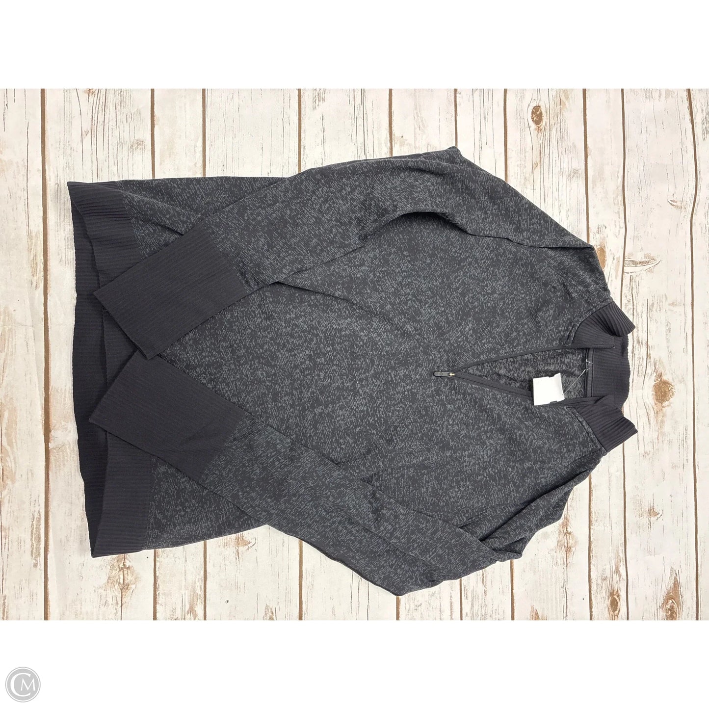 Athletic Top Long Sleeve Collar By Lululemon In Black, Size: M