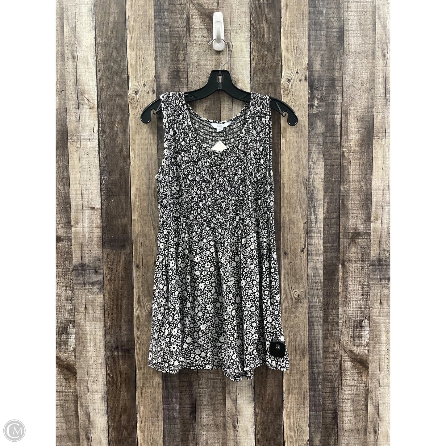 Dress Casual Short By Croft And Barrow In Black & White, Size: M