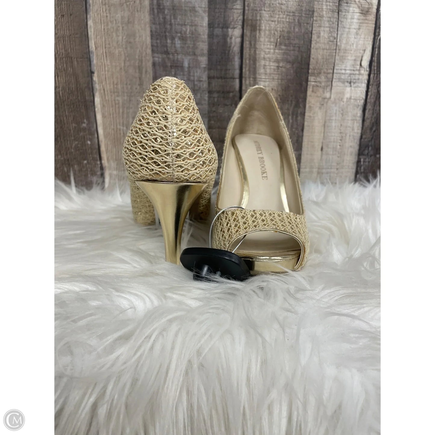 Sandals Heels Stiletto By Audrey Brooke In Gold, Size: 7.5